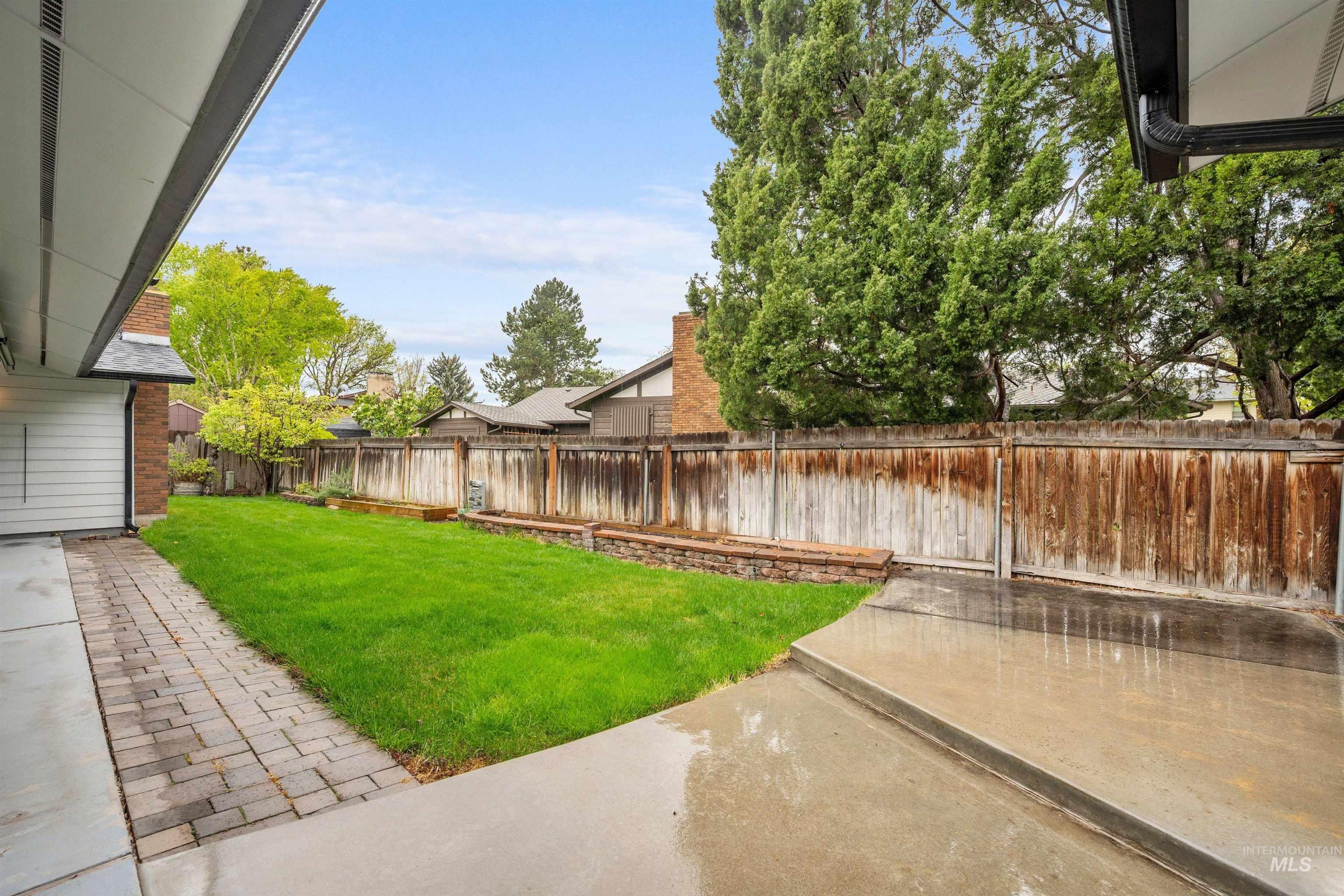 167 S Old Quarry Way, Boise, Idaho 83709, 3 Bedrooms, 3 Bathrooms, Residential For Sale, Price $580,000, 98982682