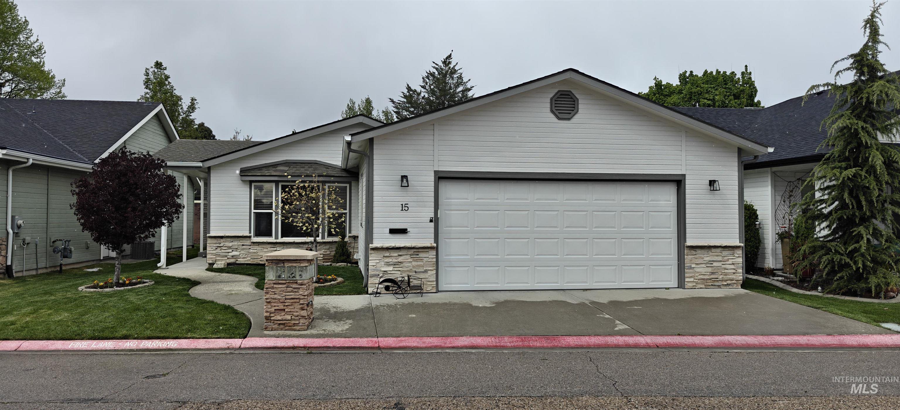 421 S Curtis Rd Lot 15, Boise, Idaho 83705-7010, 2 Bedrooms, 2 Bathrooms, Residential For Sale, Price $243,458,MLS 98982685