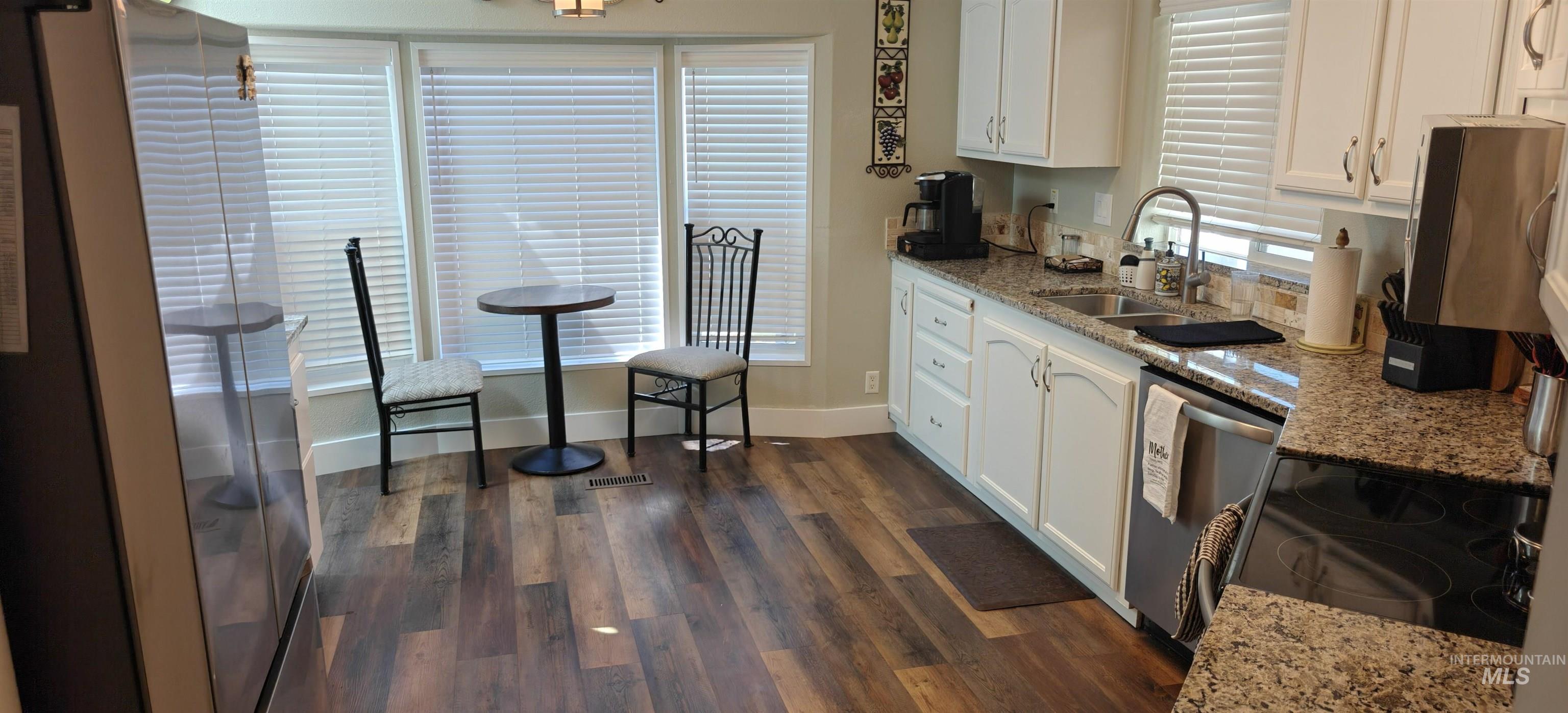 421 S Curtis Rd Lot 15, Boise, Idaho 83705-7010, 2 Bedrooms, 2 Bathrooms, Residential For Sale, Price $243,458,MLS 98982685