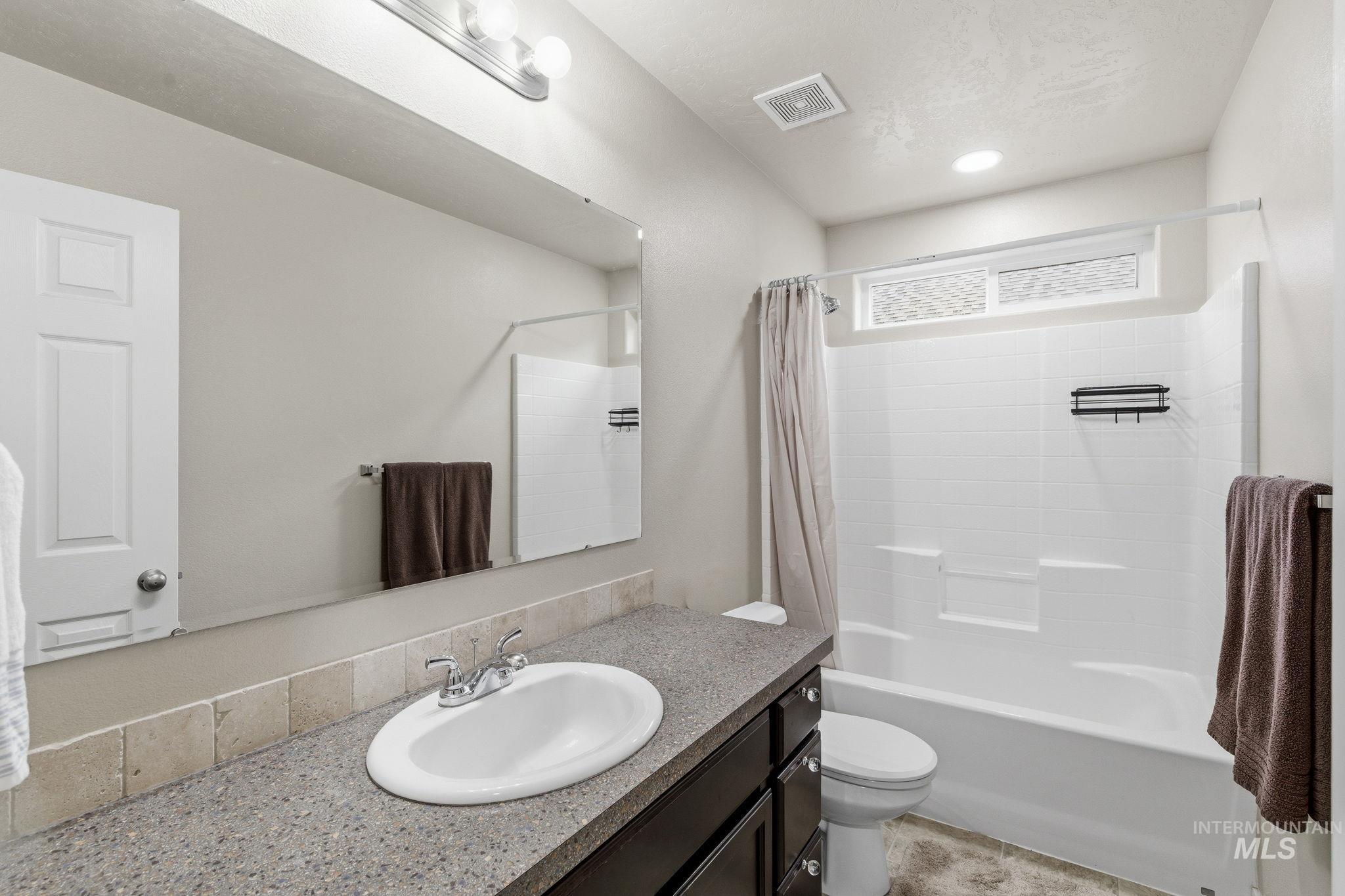 1875 N Rosedust Dr, Kuna, Idaho 83634-0000, 4 Bedrooms, 2 Bathrooms, Residential For Sale, Price $470,000, 98982687