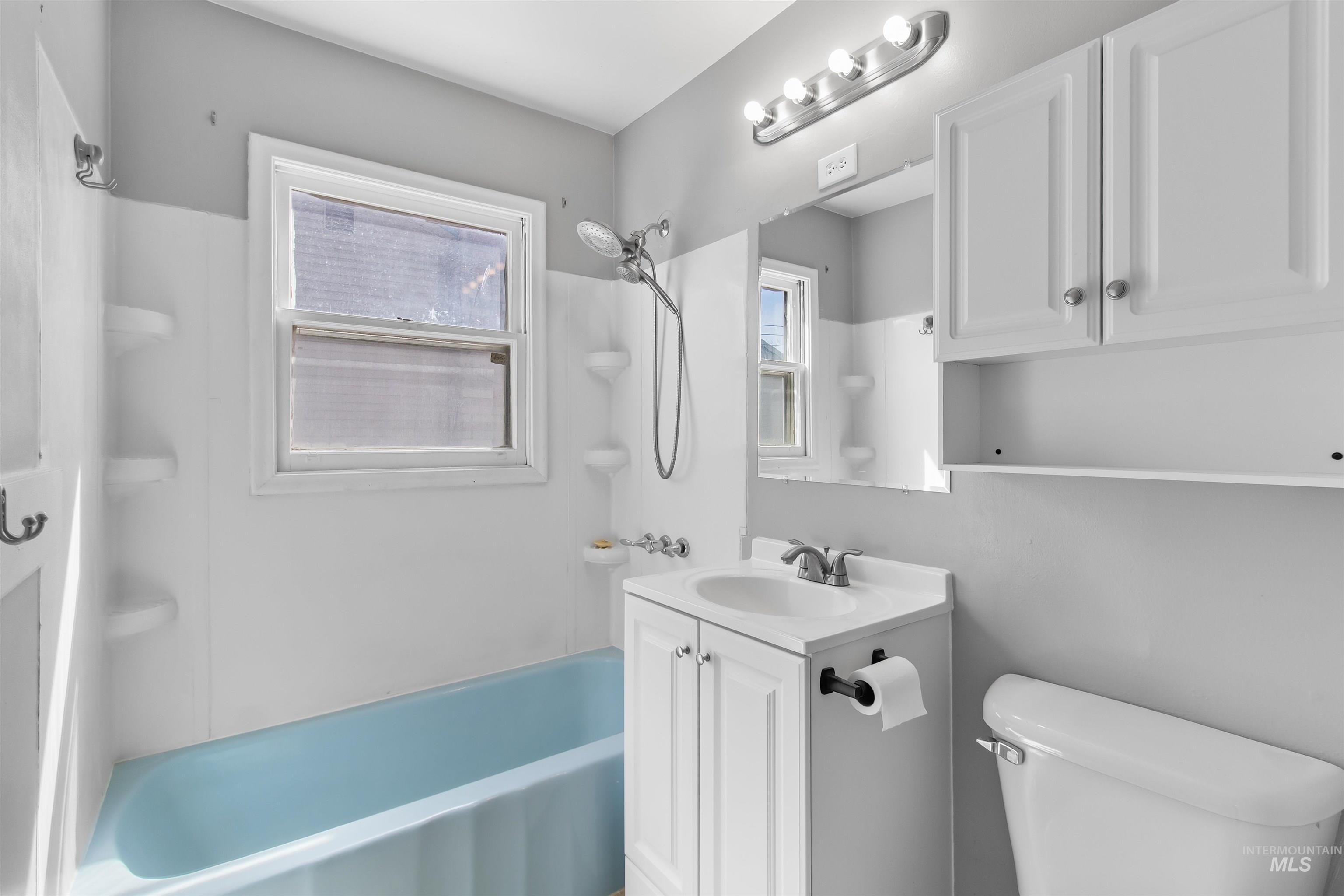 412 Madison St, Twin Falls, Idaho 83301, 4 Bedrooms, 1 Bathroom, Residential For Sale, Price $290,000, 98982689