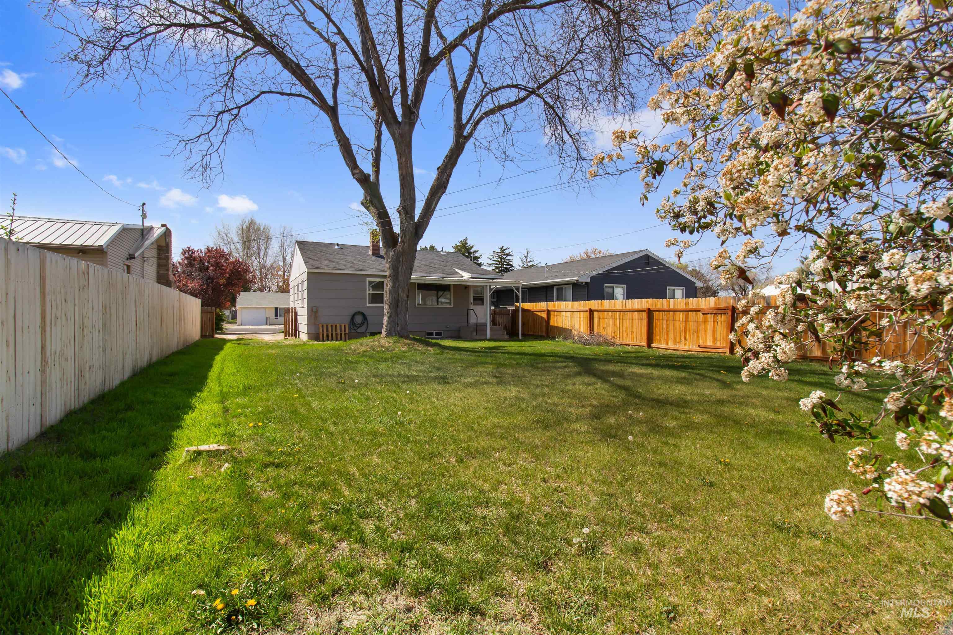 412 Madison St, Twin Falls, Idaho 83301, 4 Bedrooms, 1 Bathroom, Residential For Sale, Price $290,000, 98982689