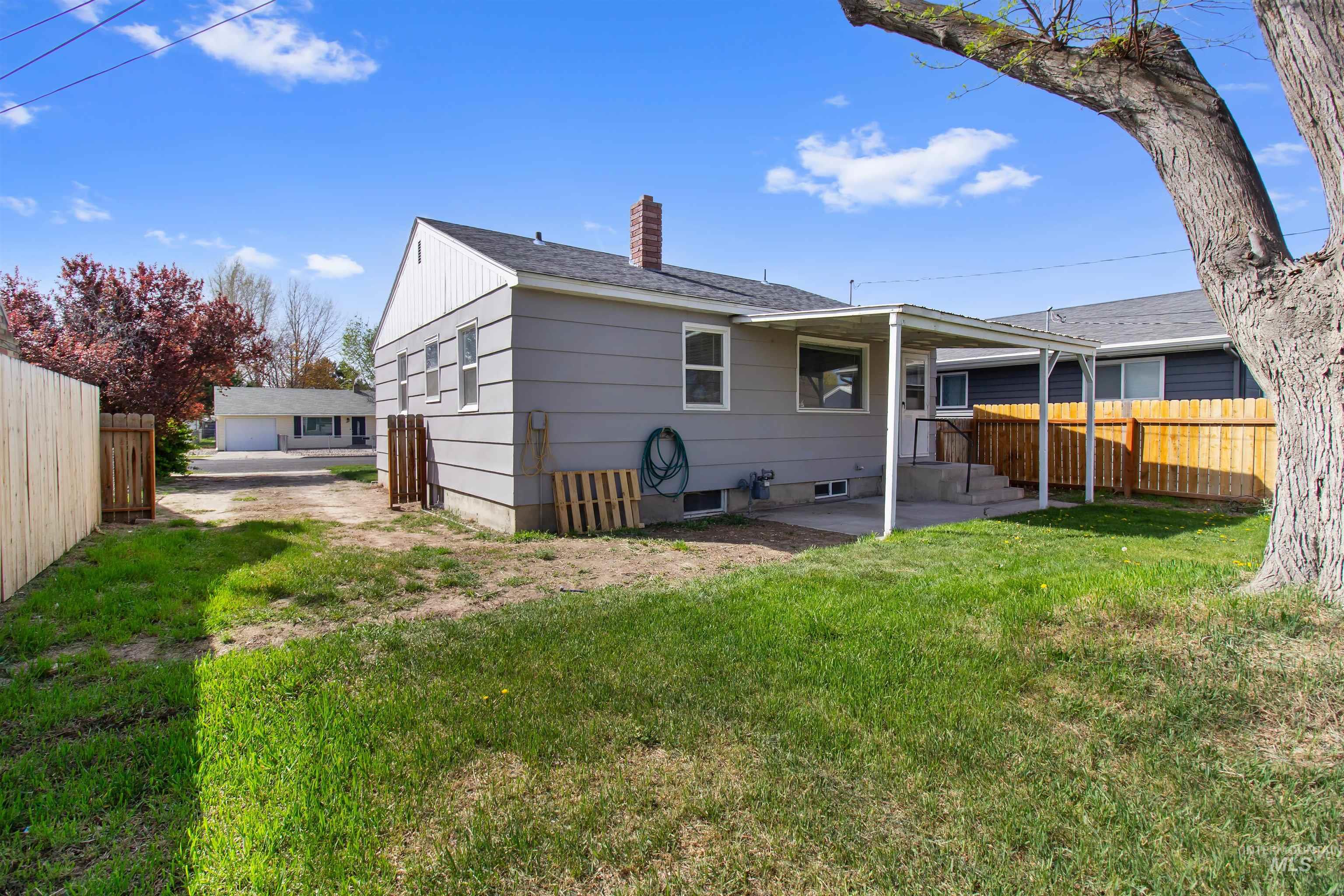 412 Madison St, Twin Falls, Idaho 83301, 4 Bedrooms, 1 Bathroom, Residential For Sale, Price $290,000, 98982689