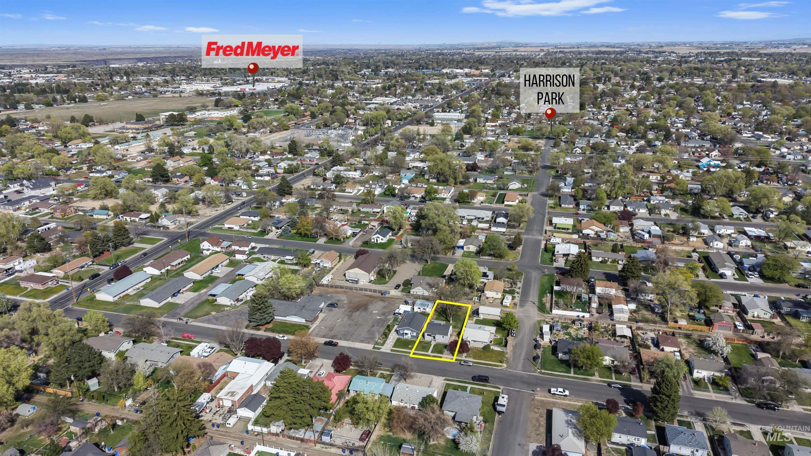 412 Madison St, Twin Falls, Idaho 83301, 4 Bedrooms, 1 Bathroom, Residential For Sale, Price $290,000, 98982689