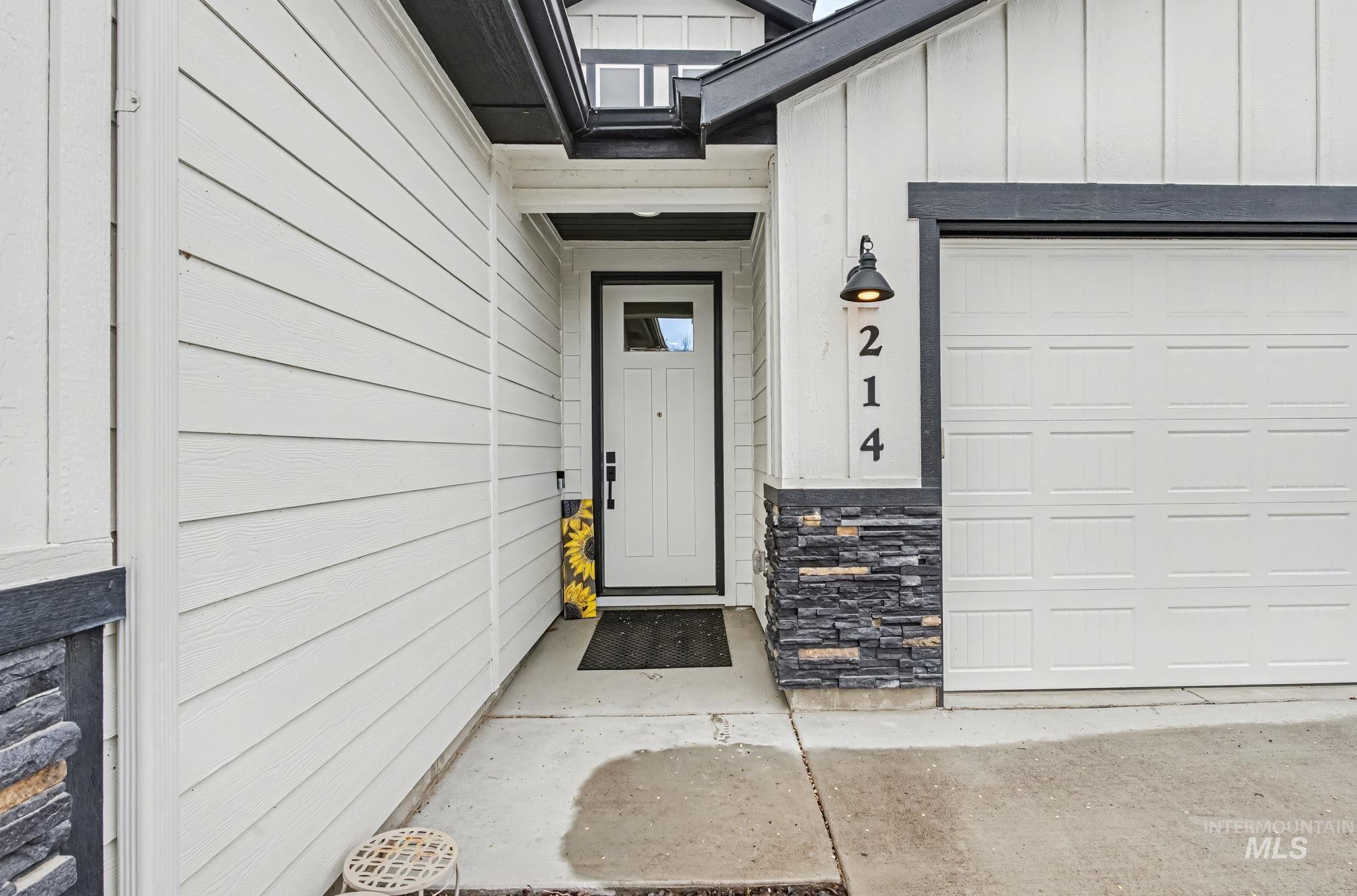 214 Union Pacific Circle, Homedale, Idaho 83628, 3 Bedrooms, 2 Bathrooms, Residential For Sale, Price $359,900, 98982690