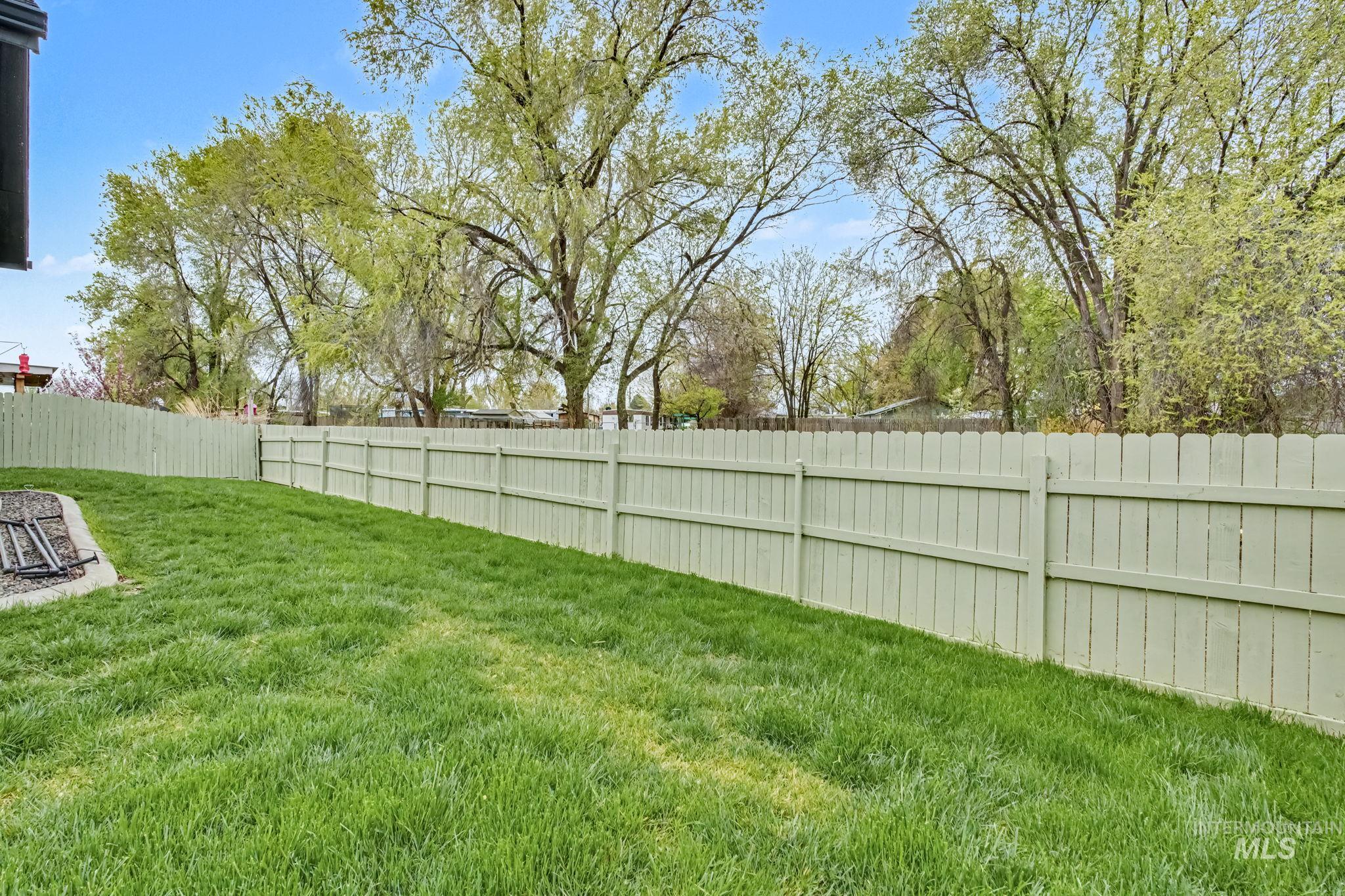 214 Union Pacific Circle, Homedale, Idaho 83628, 3 Bedrooms, 2 Bathrooms, Residential For Sale, Price $359,900, 98982690