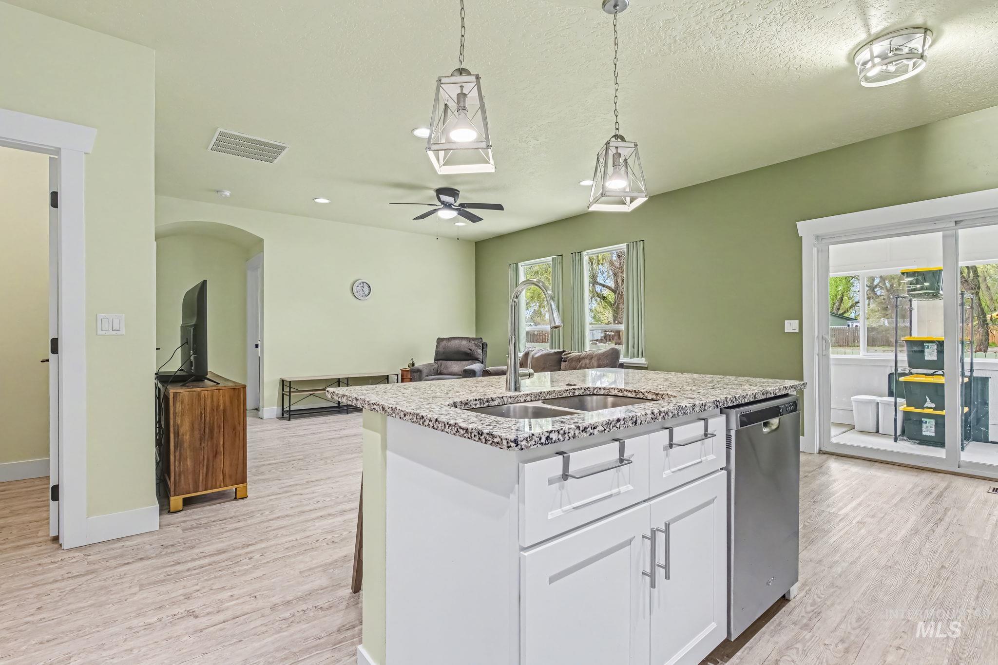 214 Union Pacific Circle, Homedale, Idaho 83628, 3 Bedrooms, 2 Bathrooms, Residential For Sale, Price $359,900, 98982690