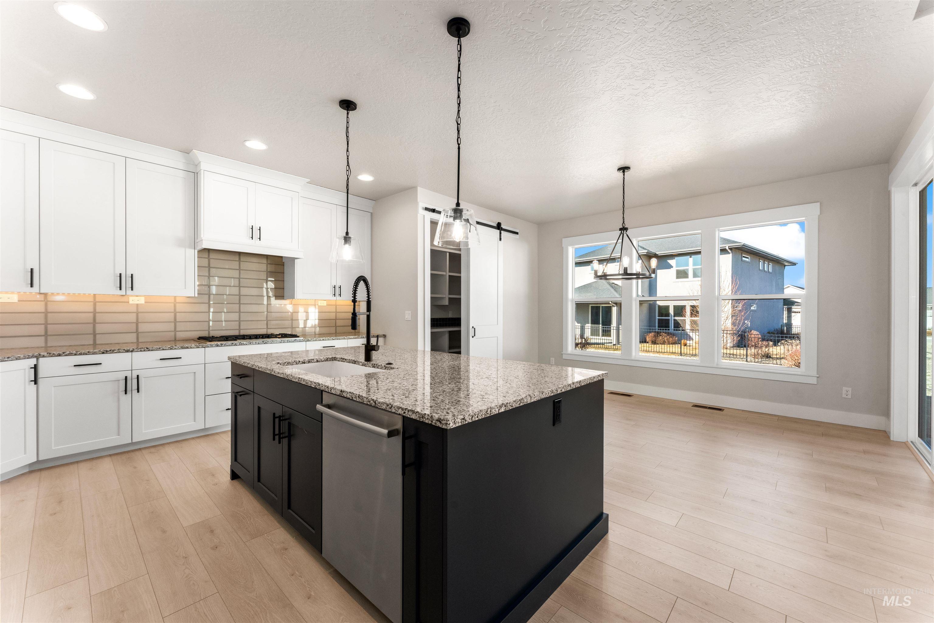 8084 Tandy Cove, Middleton, Idaho 83644, 5 Bedrooms, 2.5 Bathrooms, Residential For Sale, Price $725,000, 98982695