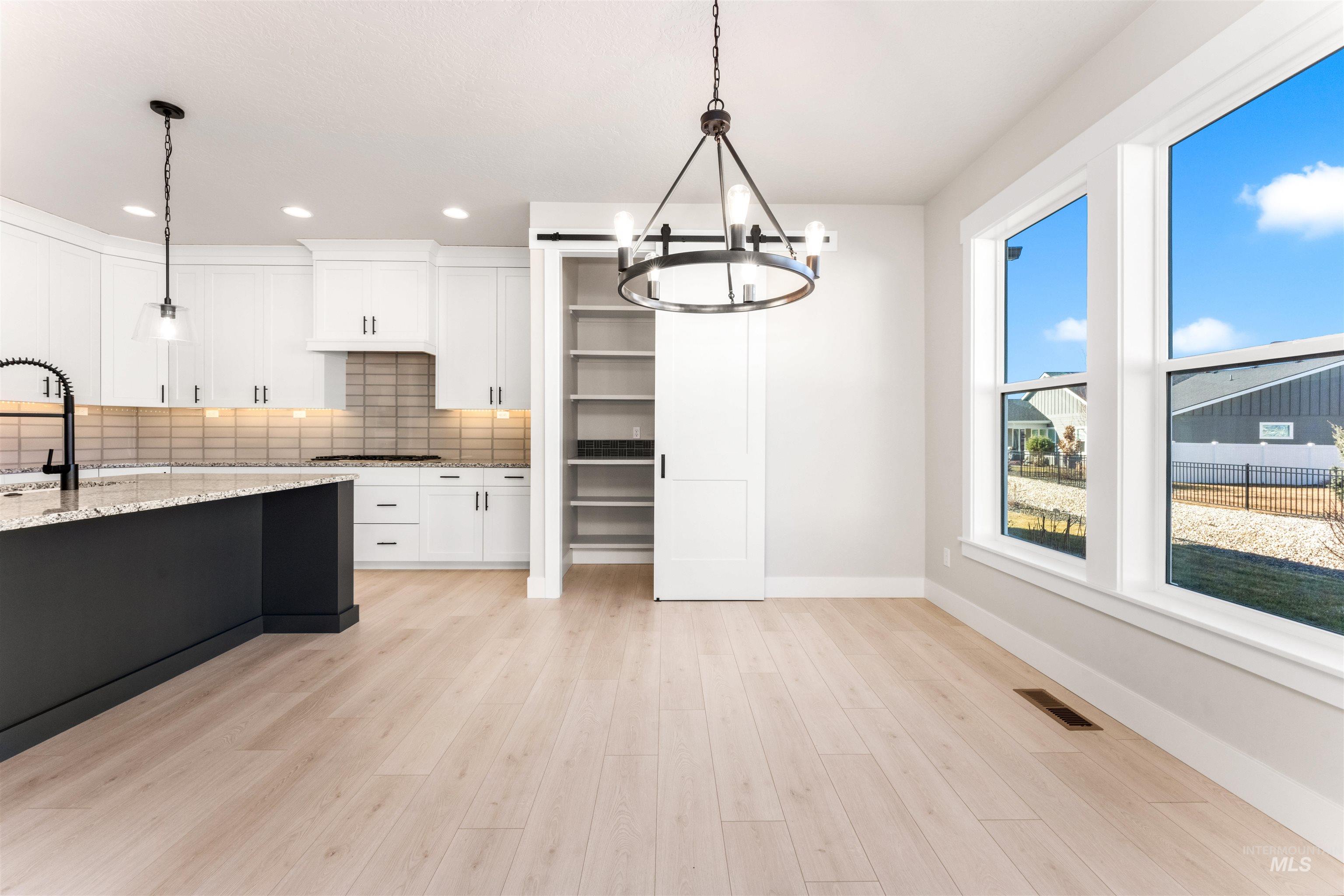 8084 Tandy Cove, Middleton, Idaho 83644, 5 Bedrooms, 2.5 Bathrooms, Residential For Sale, Price $725,000, 98982695