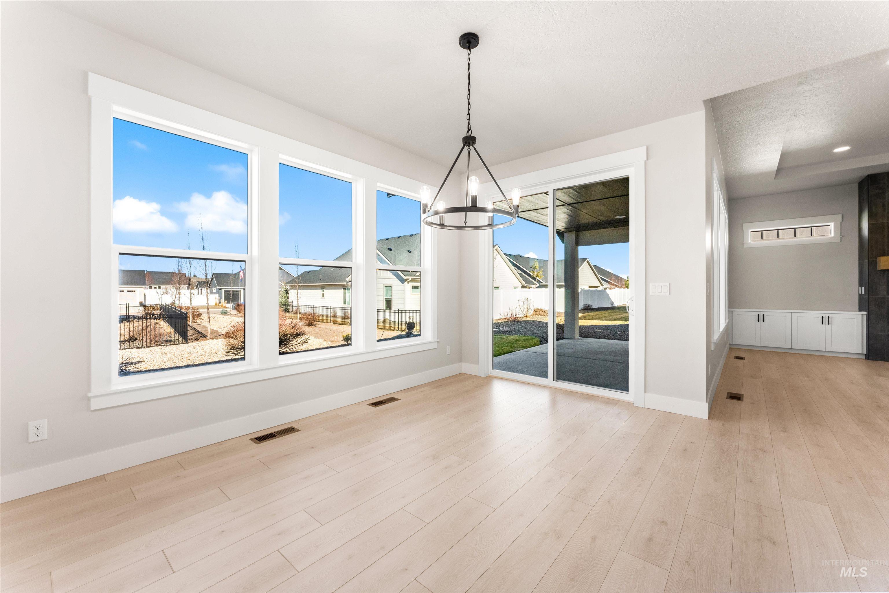 8084 Tandy Cove, Middleton, Idaho 83644, 5 Bedrooms, 2.5 Bathrooms, Residential For Sale, Price $725,000, 98982695