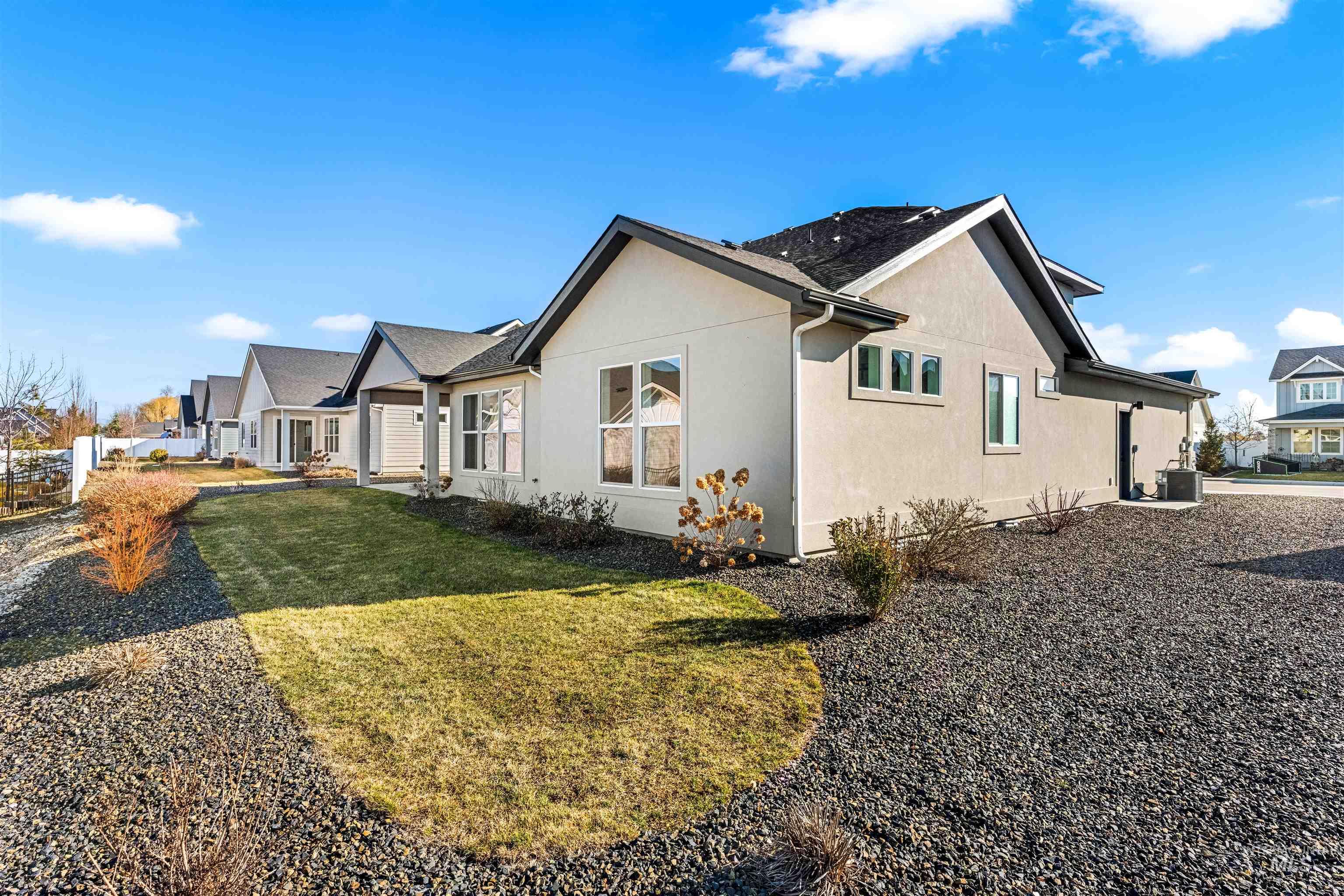 8084 Tandy Cove, Middleton, Idaho 83644, 5 Bedrooms, 2.5 Bathrooms, Residential For Sale, Price $725,000, 98982695