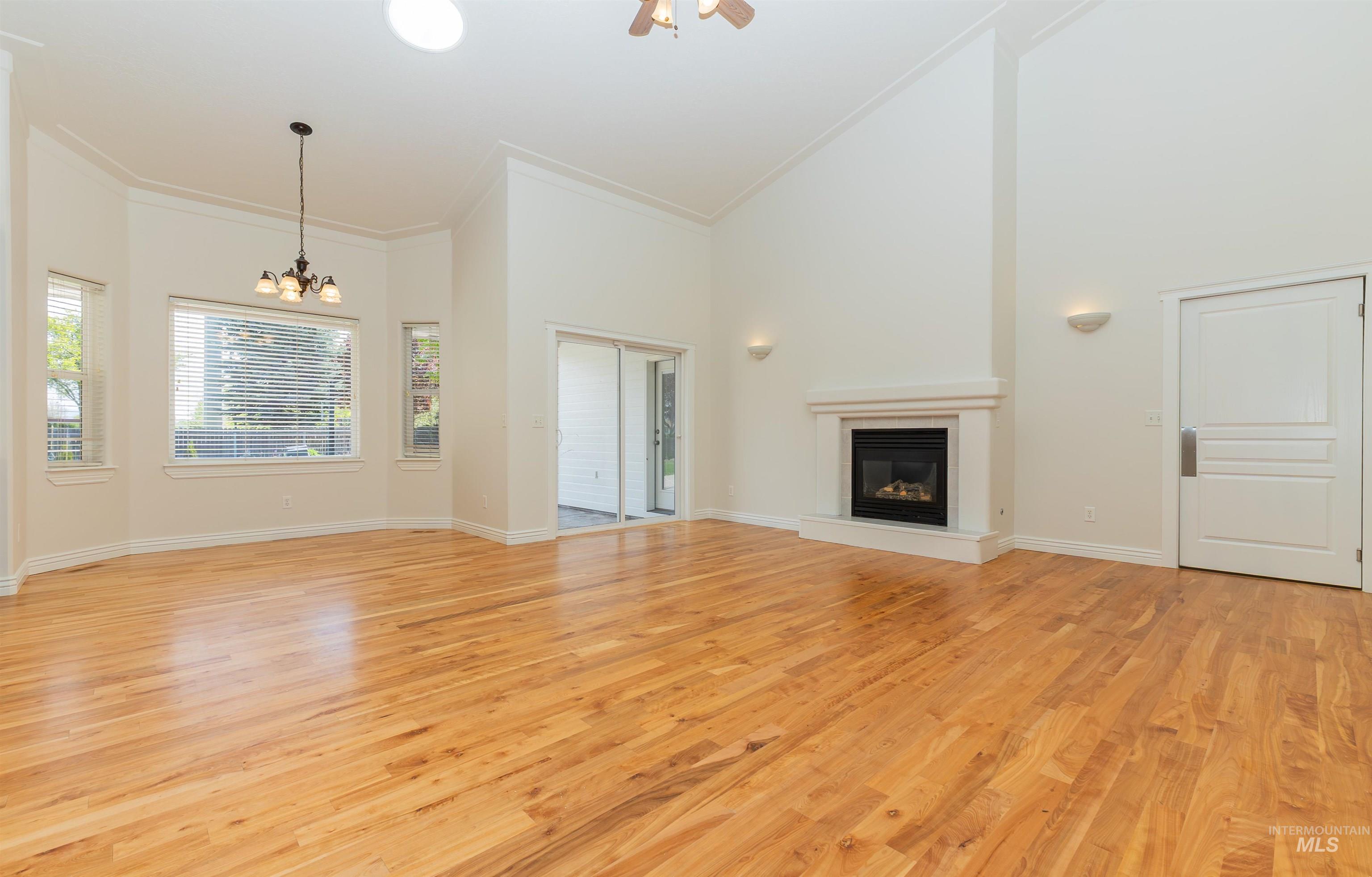 2628 S Simsbury, Boise, Idaho 83709, 4 Bedrooms, 3 Bathrooms, Residential For Sale, Price $899,999,MLS 98982697