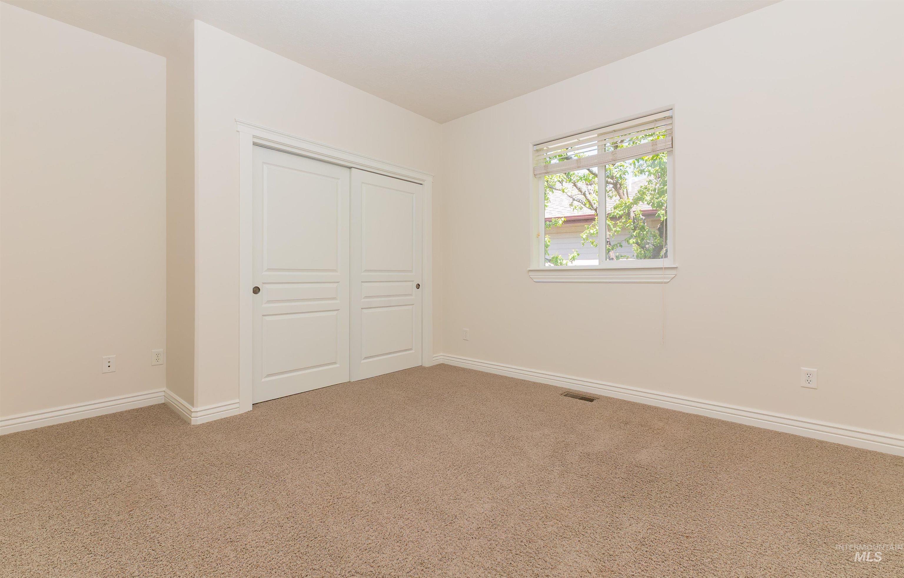 2628 S Simsbury, Boise, Idaho 83709, 4 Bedrooms, 3 Bathrooms, Residential For Sale, Price $899,999,MLS 98982697