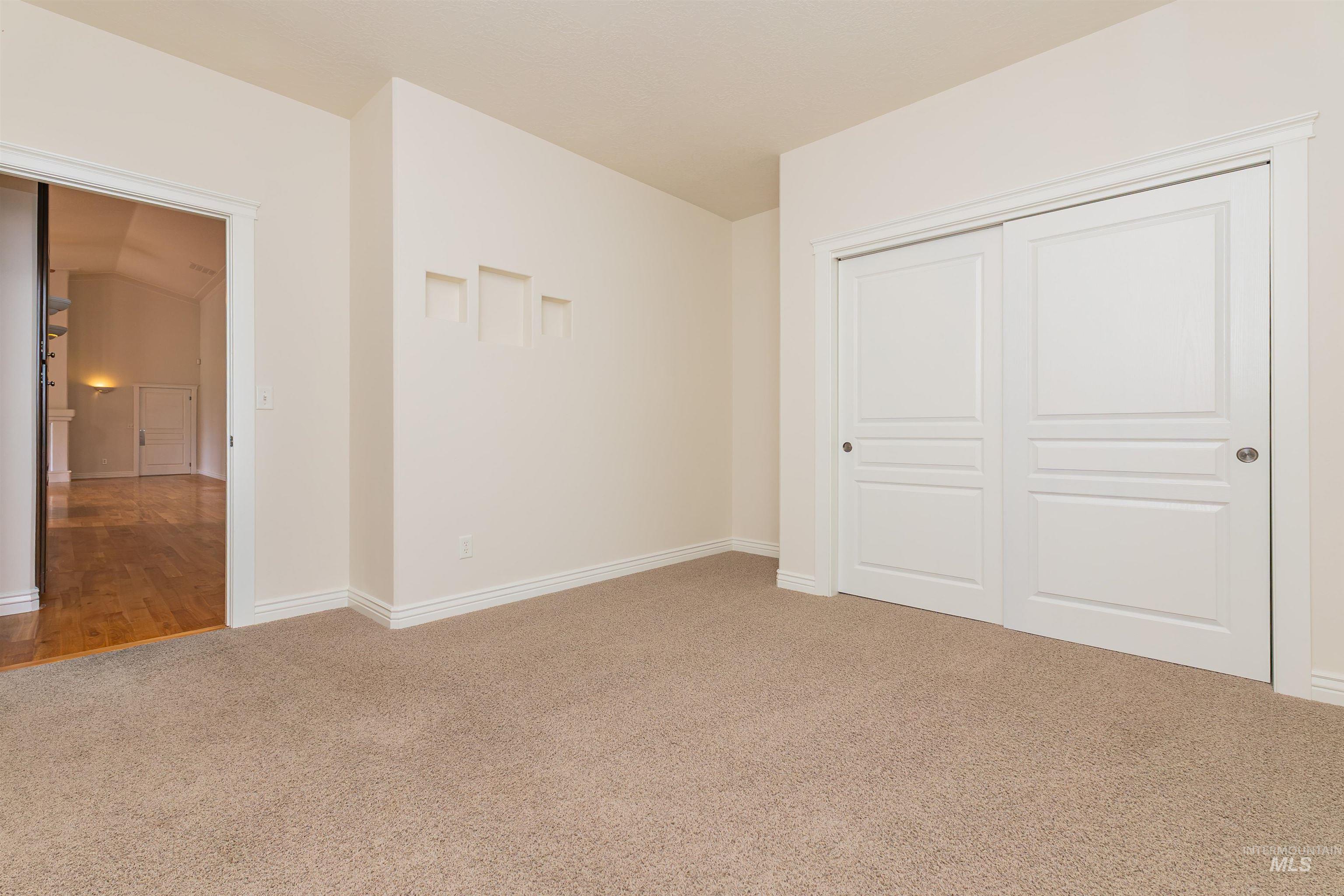 2628 S Simsbury, Boise, Idaho 83709, 4 Bedrooms, 3 Bathrooms, Residential For Sale, Price $899,999,MLS 98982697