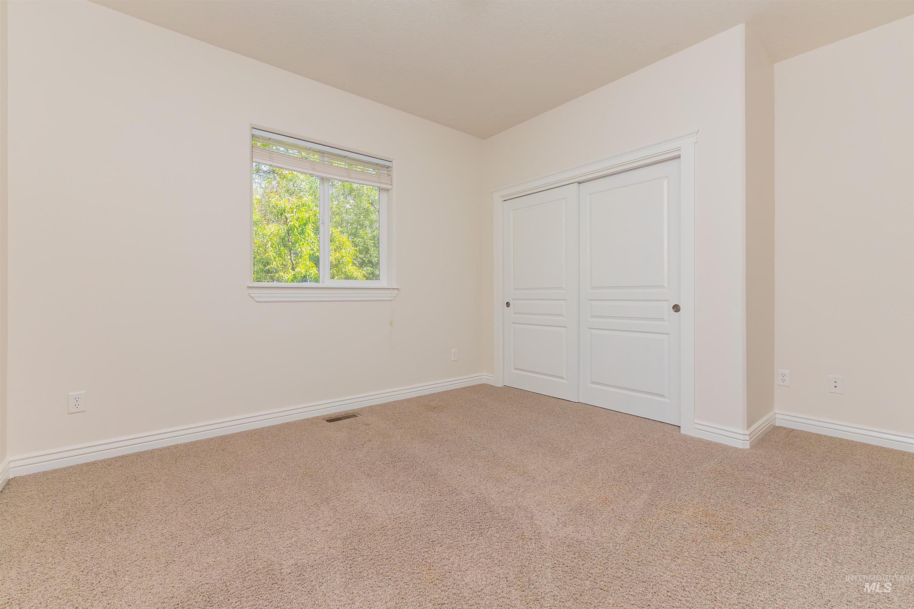 2628 S Simsbury, Boise, Idaho 83709, 4 Bedrooms, 3 Bathrooms, Residential For Sale, Price $899,999,MLS 98982697
