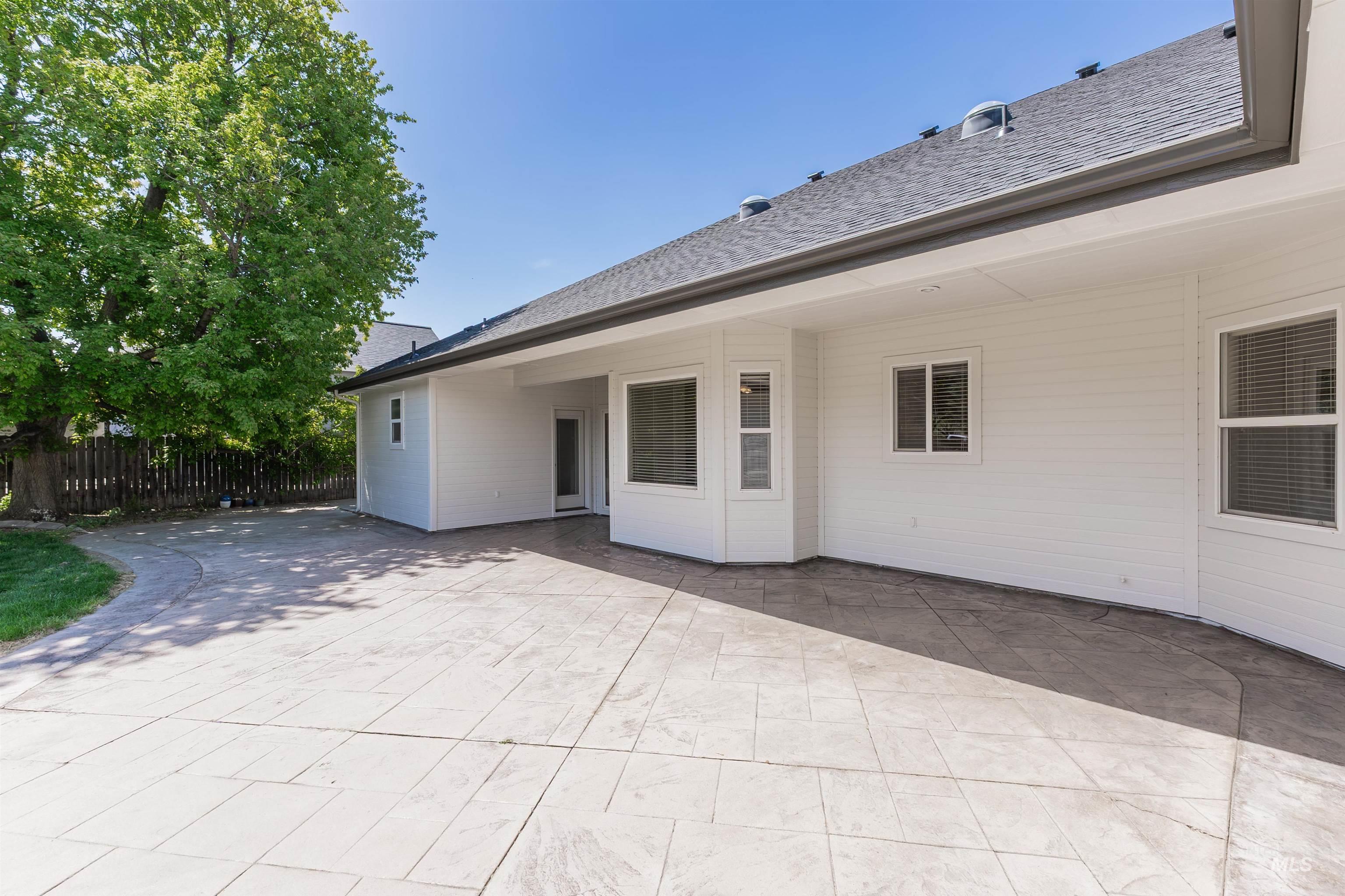 2628 S Simsbury, Boise, Idaho 83709, 4 Bedrooms, 3 Bathrooms, Residential For Sale, Price $874,900, 98982697