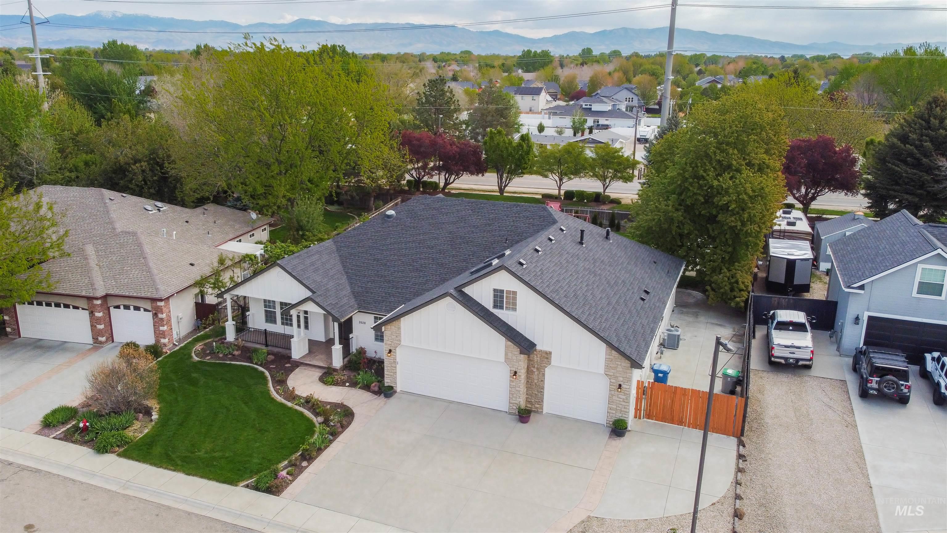 2628 S Simsbury, Boise, Idaho 83709, 4 Bedrooms, 3 Bathrooms, Residential For Sale, Price $899,999,MLS 98982697