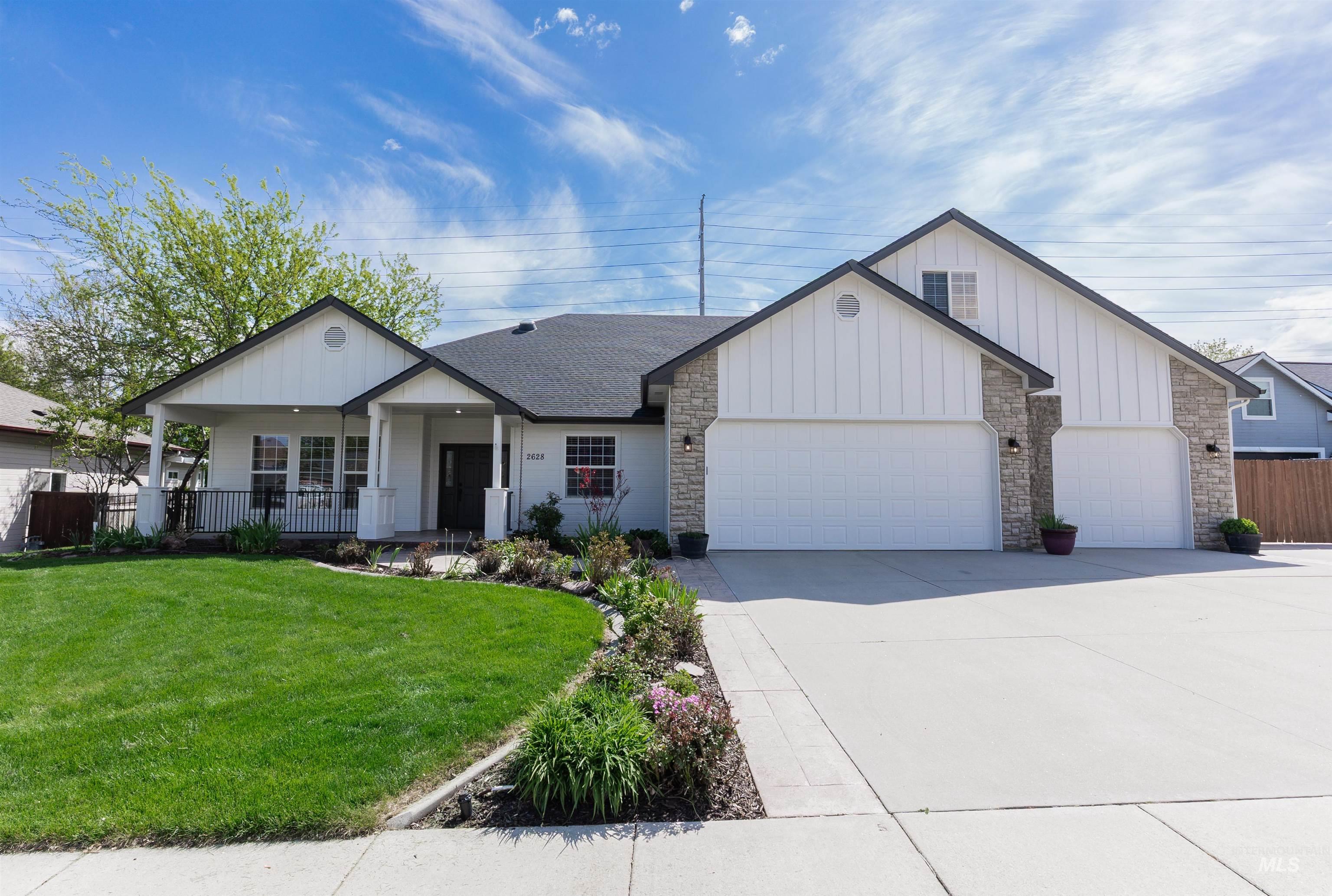 2628 S Simsbury, Boise, Idaho 83709, 4 Bedrooms, 3 Bathrooms, Residential For Sale, Price $819,000, 98982697