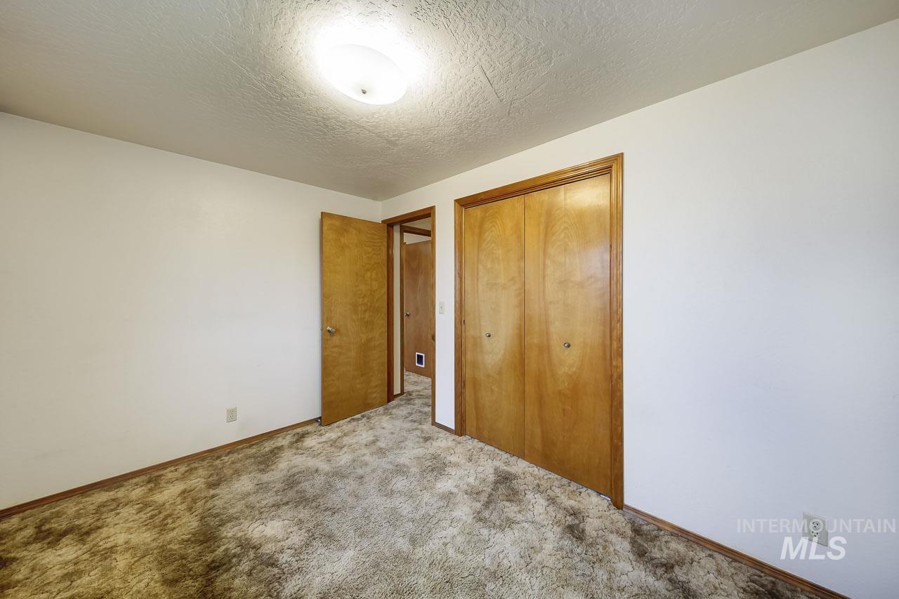 711 E Ustick Rd, Caldwell, Idaho 83605, 3 Bedrooms, 2 Bathrooms, Residential For Sale, Price $345,000, 98982698