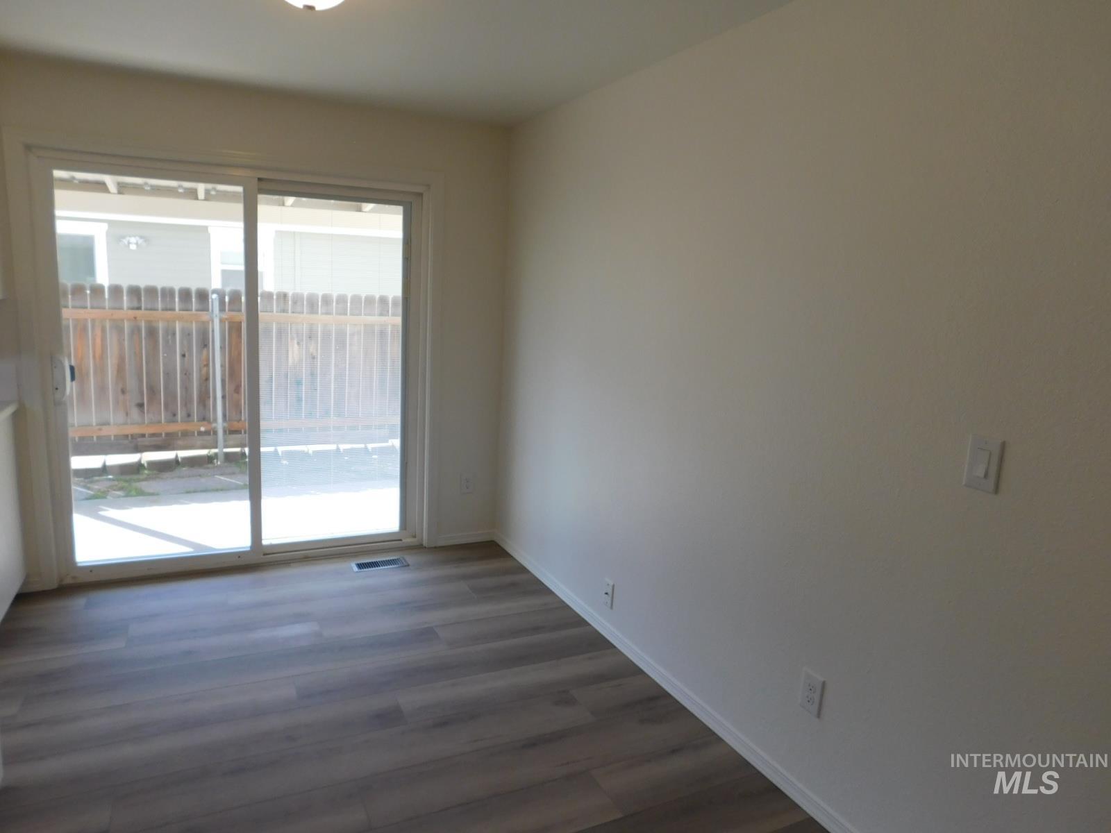 6996 W GILLIS, Boise, Idaho 83714, 2 Bedrooms, 1 Bathroom, Residential For Sale, Price $394,900, 98982699