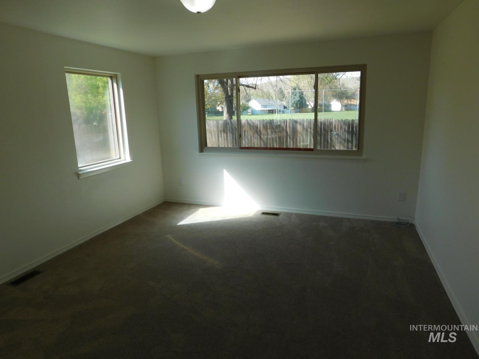 6996 W GILLIS, Boise, Idaho 83714, 2 Bedrooms, 1 Bathroom, Residential For Sale, Price $394,900, 98982699