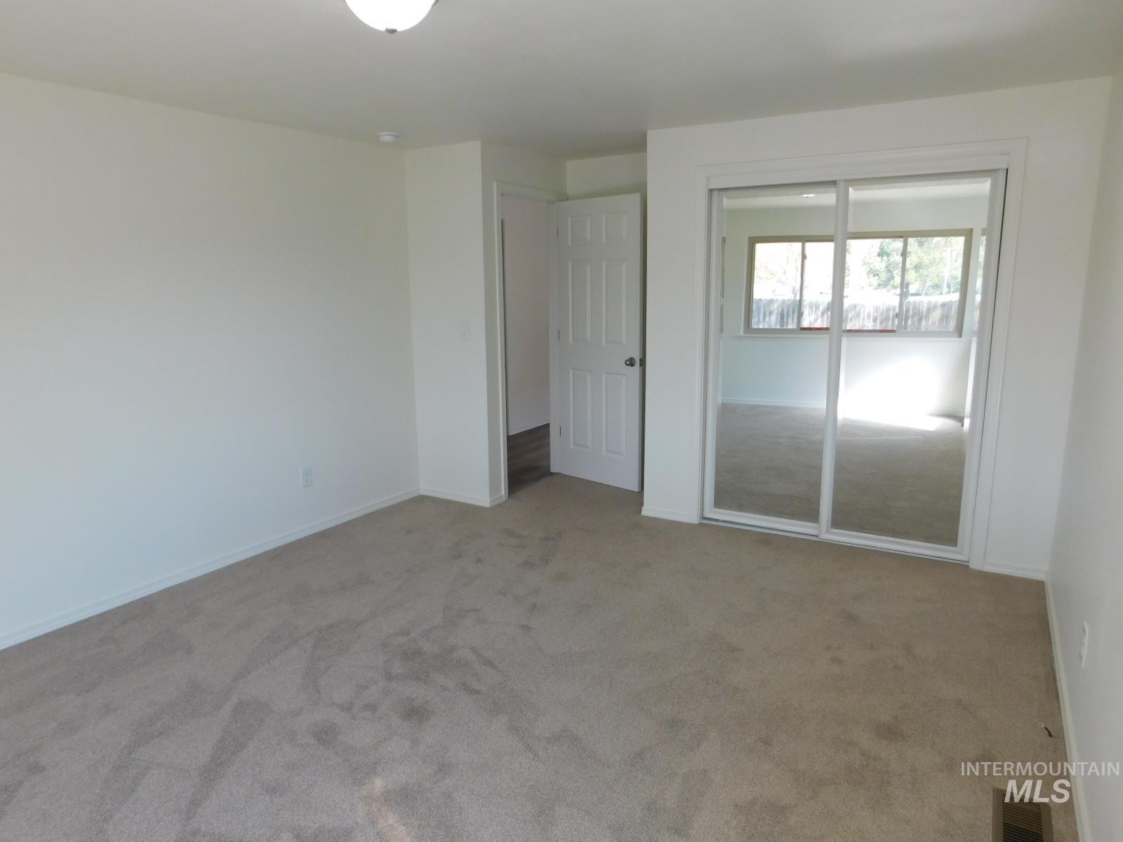 6996 W GILLIS, Boise, Idaho 83714, 2 Bedrooms, 1 Bathroom, Residential For Sale, Price $394,900, 98982699