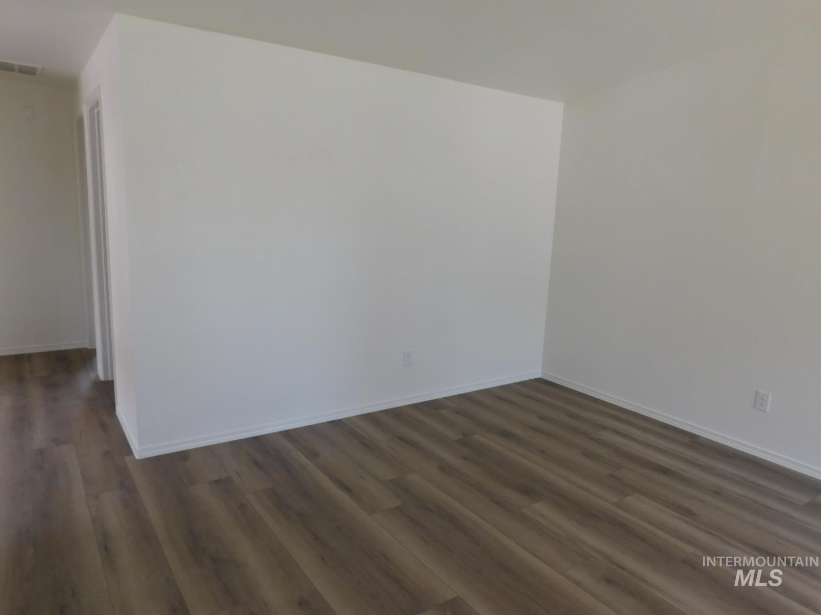 6996 W GILLIS, Boise, Idaho 83714, 2 Bedrooms, 1 Bathroom, Residential For Sale, Price $394,900, 98982699