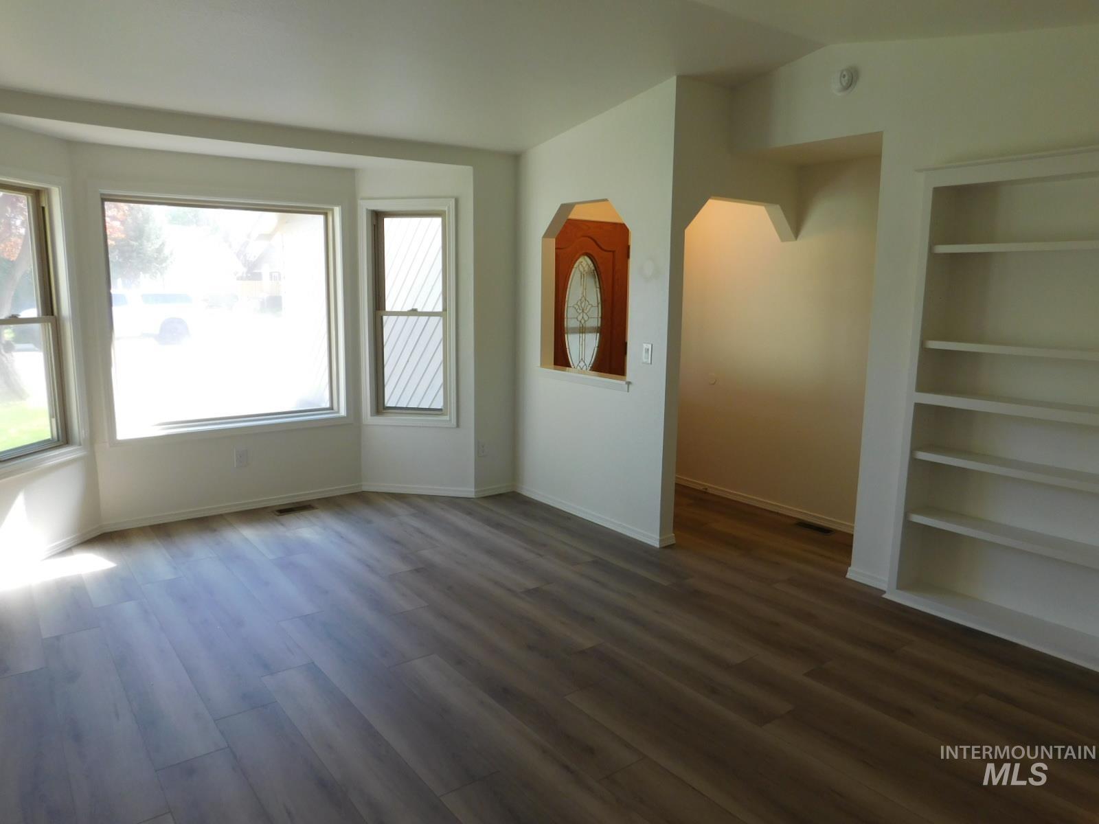 6996 W GILLIS, Boise, Idaho 83714, 2 Bedrooms, 1 Bathroom, Residential For Sale, Price $394,900, 98982699