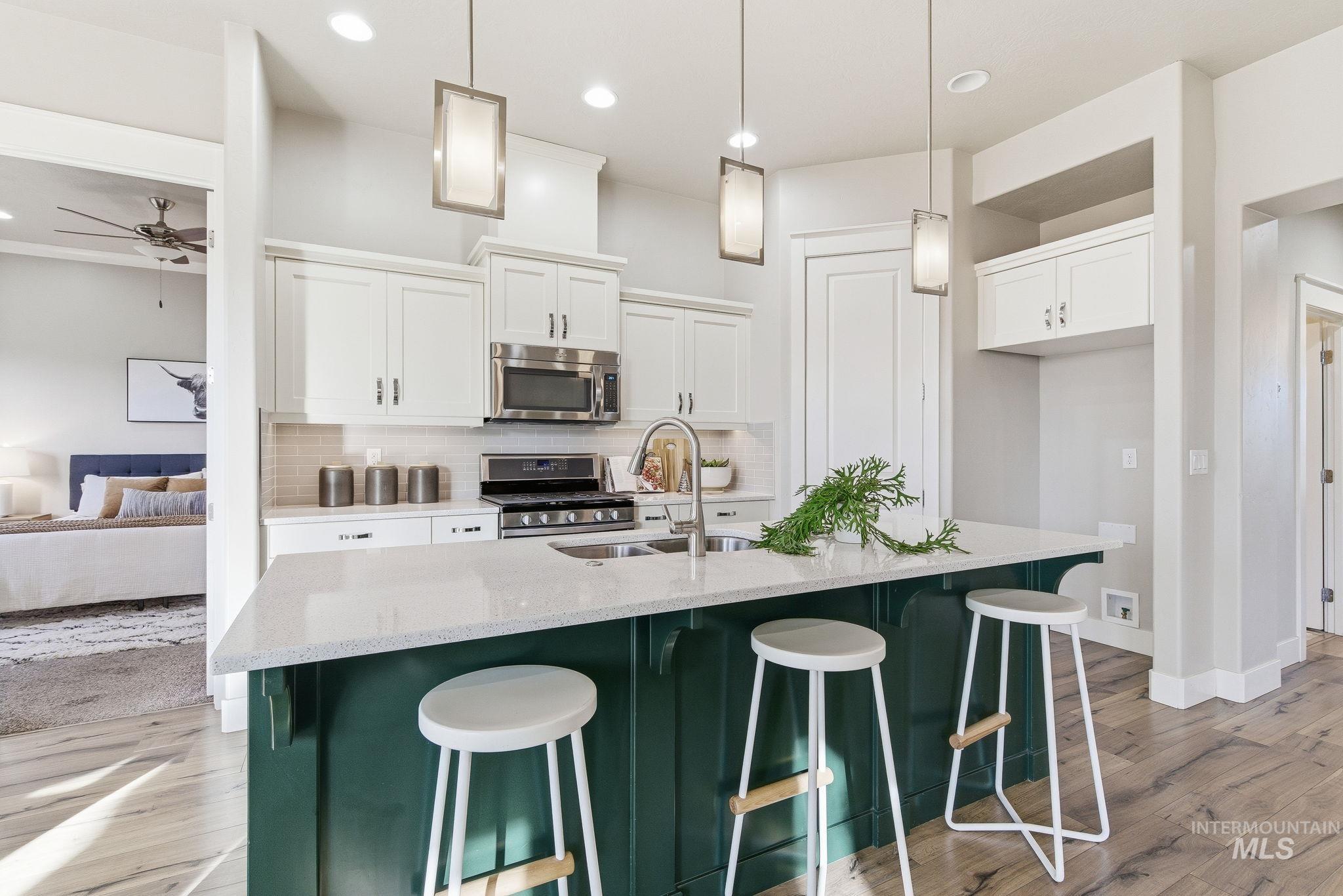 3179 N Cherry Laurel Way, Star, Idaho 83669, 3 Bedrooms, 2 Bathrooms, Residential For Sale, Price $535,000, 98982701