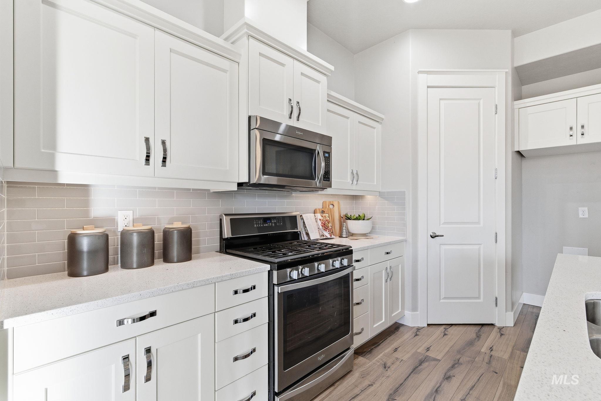 3179 N Cherry Laurel Way, Star, Idaho 83669, 3 Bedrooms, 2 Bathrooms, Residential For Sale, Price $535,000, 98982701