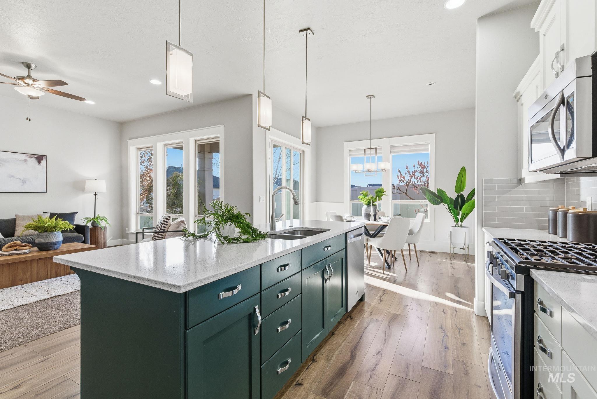 3179 N Cherry Laurel Way, Star, Idaho 83669, 3 Bedrooms, 2 Bathrooms, Residential For Sale, Price $535,000, 98982701