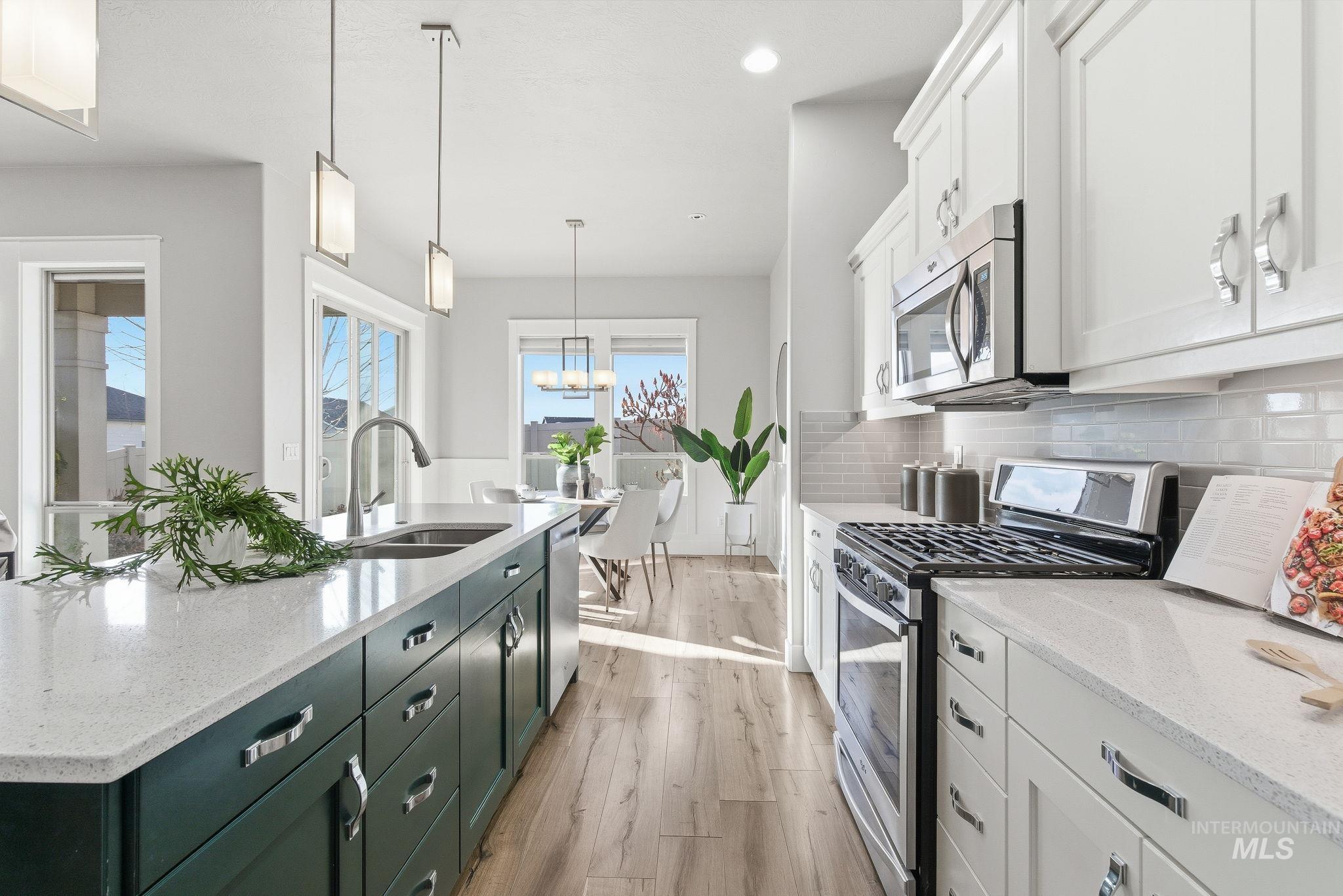 3179 N Cherry Laurel Way, Star, Idaho 83669, 3 Bedrooms, 2 Bathrooms, Residential For Sale, Price $535,000, 98982701