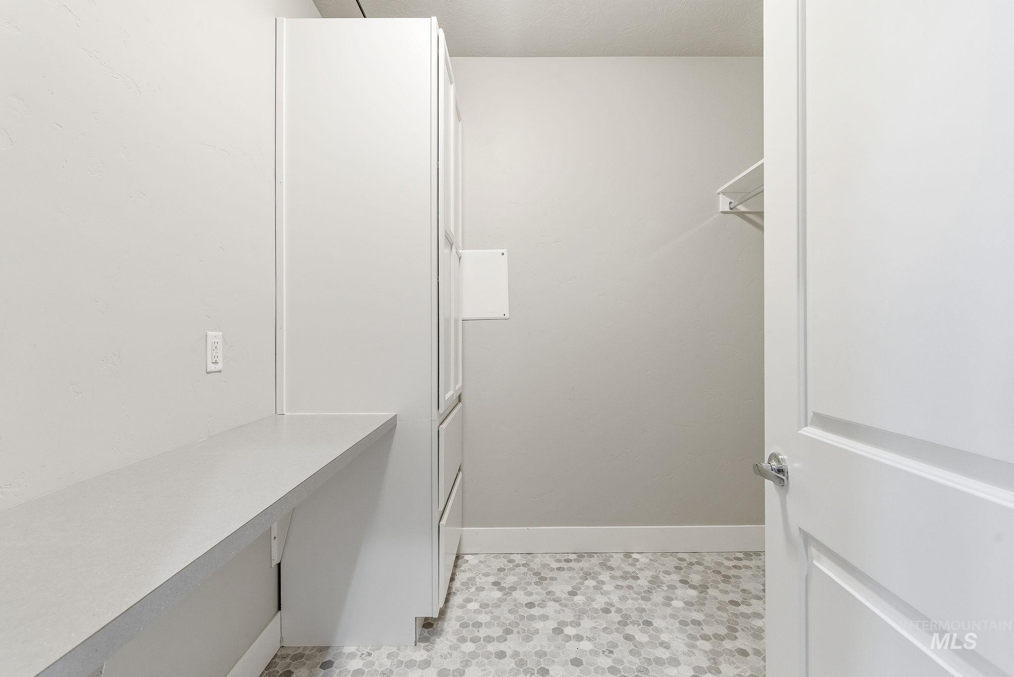 3179 N Cherry Laurel Way, Star, Idaho 83669, 3 Bedrooms, 2 Bathrooms, Residential For Sale, Price $535,000, 98982701