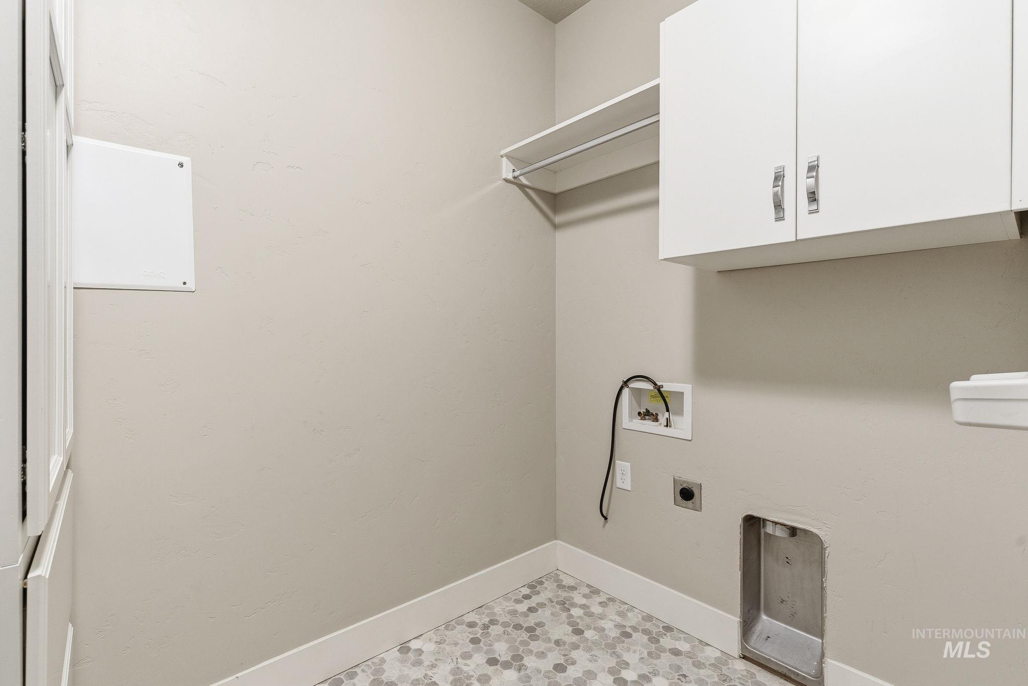 3179 N Cherry Laurel Way, Star, Idaho 83669, 3 Bedrooms, 2 Bathrooms, Residential For Sale, Price $535,000, 98982701