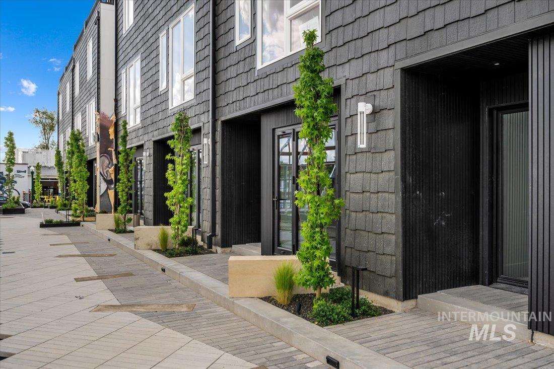 311 E Palapa Lane, Garden City, Idaho 83714, 3 Bedrooms, 3.5 Bathrooms, Residential For Sale, Price $839,900,MLS 98982704