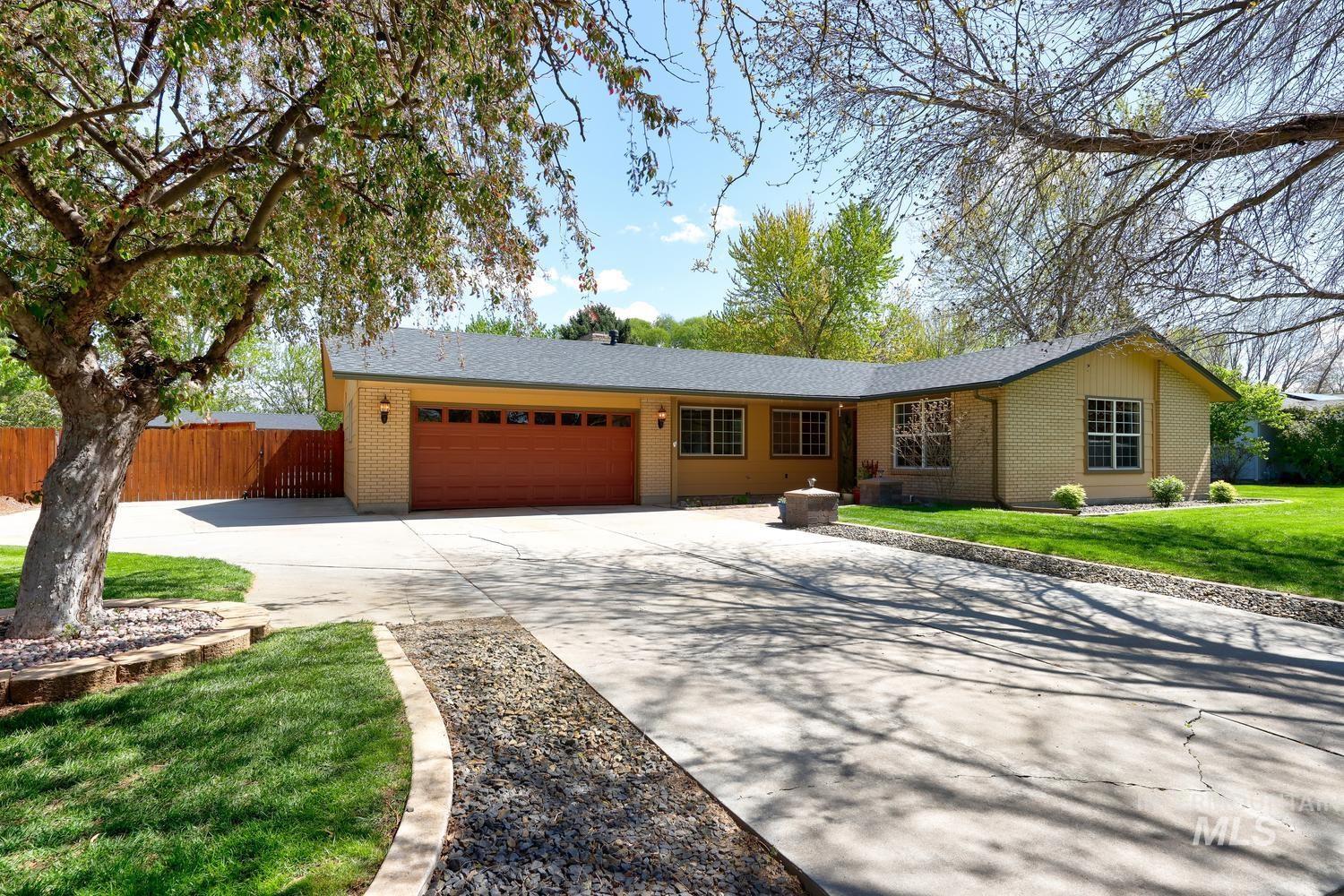 3232 S McCormick Way, Boise, Idaho 83709-3733, 3 Bedrooms, 2 Bathrooms, Residential For Sale, Price $830,000,MLS 98982707