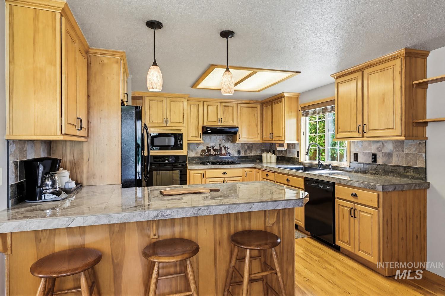 3232 S McCormick Way, Boise, Idaho 83709-3733, 3 Bedrooms, 2 Bathrooms, Residential For Sale, Price $830,000,MLS 98982707