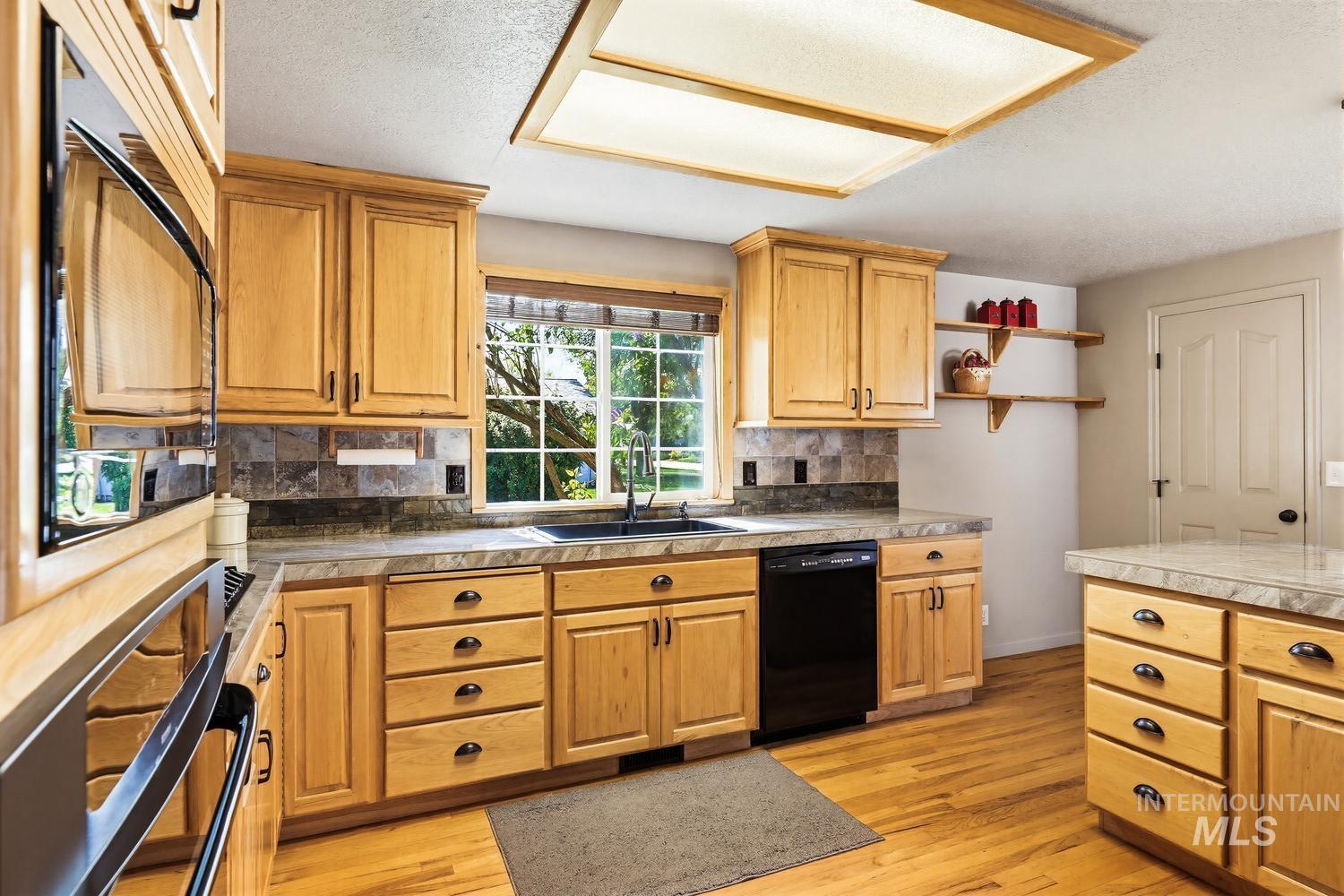 3232 S McCormick Way, Boise, Idaho 83709-3733, 3 Bedrooms, 2 Bathrooms, Residential For Sale, Price $830,000,MLS 98982707