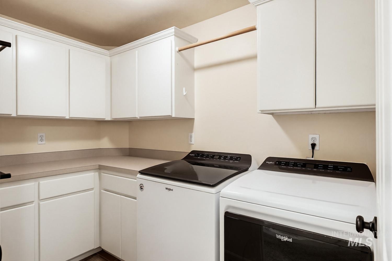 3232 S McCormick Way, Boise, Idaho 83709-3733, 3 Bedrooms, 2 Bathrooms, Residential For Sale, Price $830,000,MLS 98982707