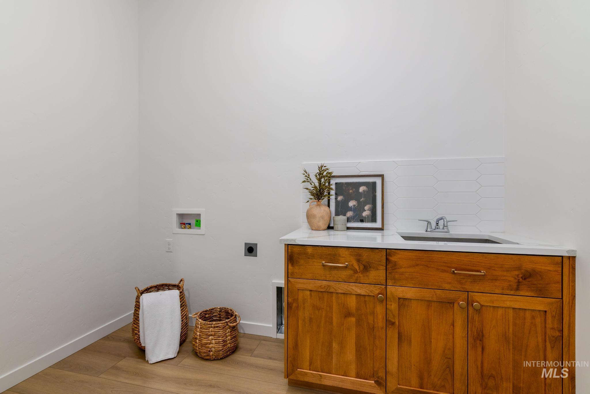 10882 W Wellness St, Kuna, Idaho 83634, 3 Bedrooms, 2.5 Bathrooms, Residential For Sale, Price $755,000, 98982711