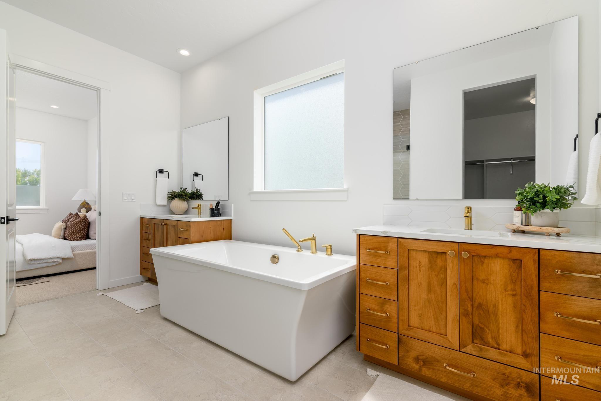 10882 W Wellness St, Kuna, Idaho 83634, 3 Bedrooms, 2.5 Bathrooms, Residential For Sale, Price $755,000, 98982711