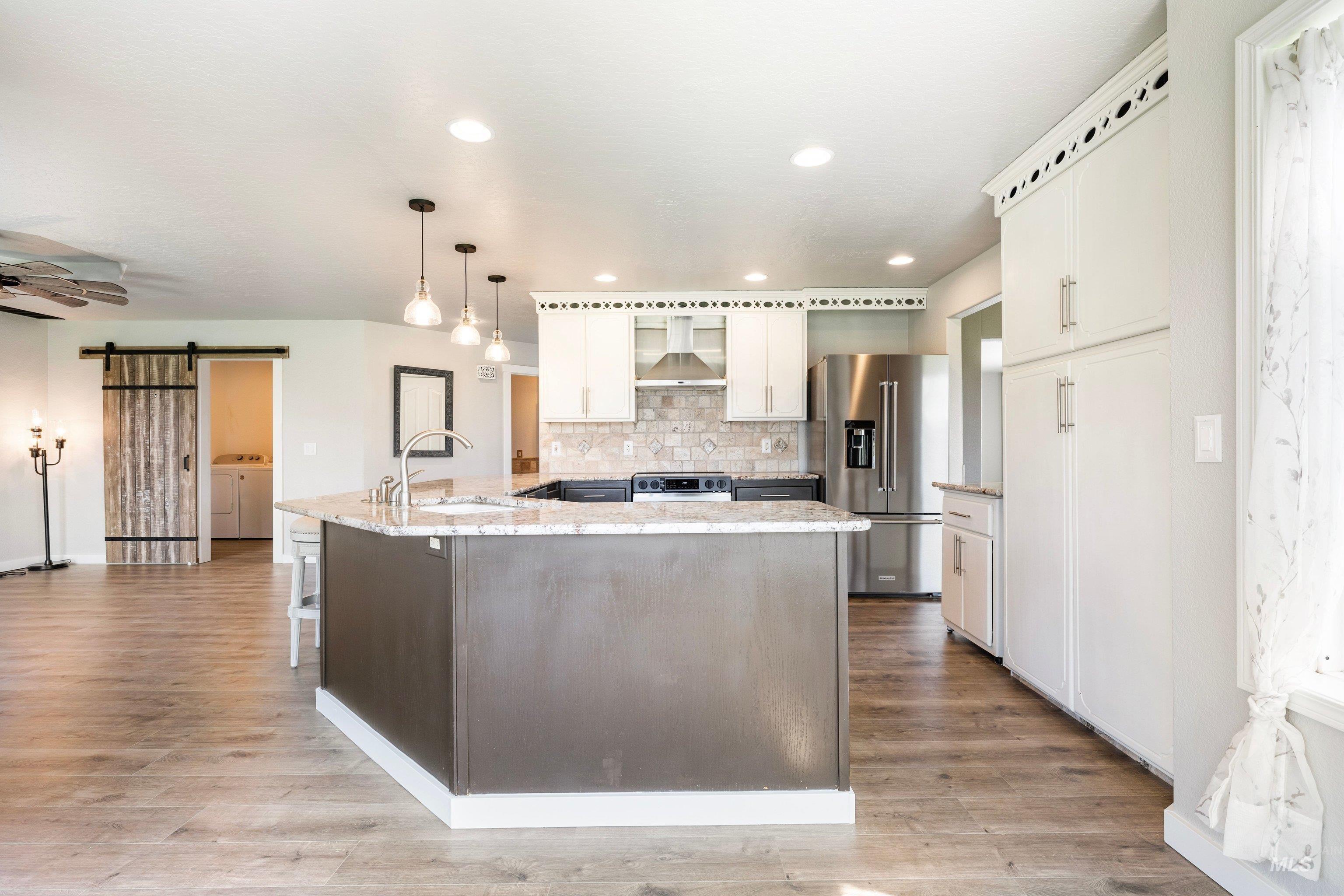 7657 Track Rd, Nampa, Idaho 83686, 4 Bedrooms, 3 Bathrooms, Residential For Sale, Price $985,000, 98982712