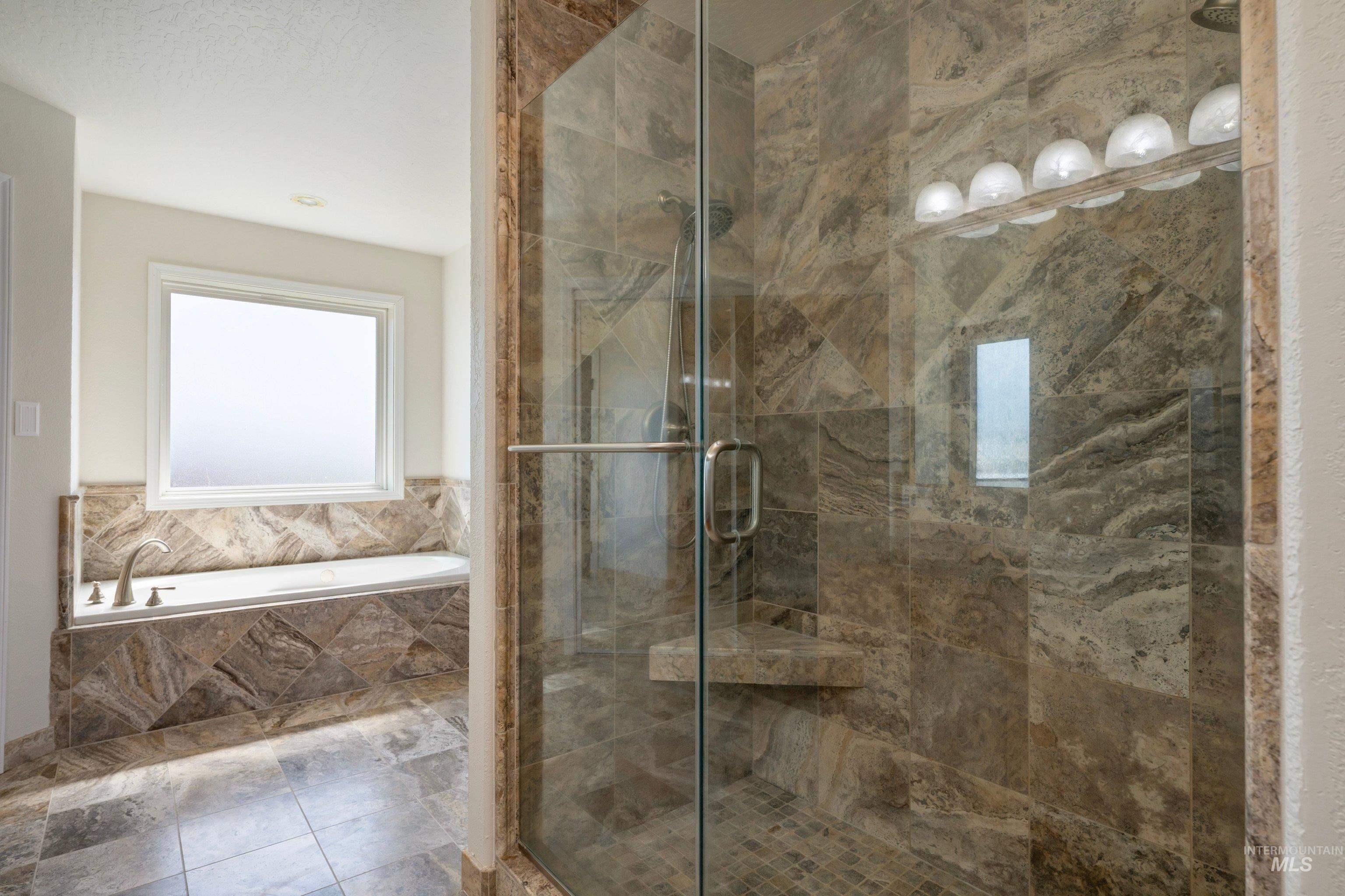 7657 Track Rd, Nampa, Idaho 83686, 4 Bedrooms, 3 Bathrooms, Residential For Sale, Price $985,000, 98982712