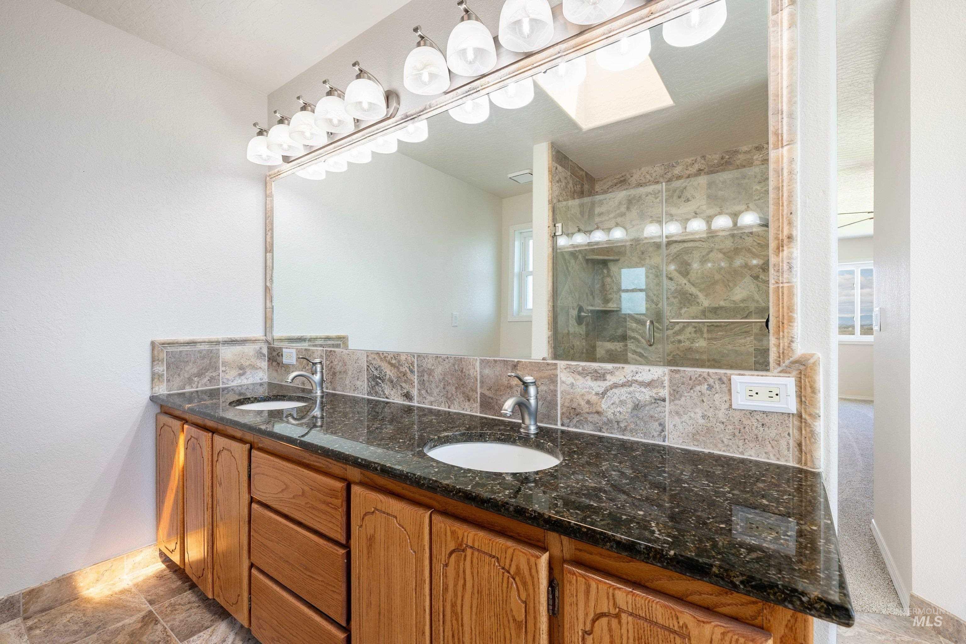 7657 Track Rd, Nampa, Idaho 83686, 4 Bedrooms, 3 Bathrooms, Residential For Sale, Price $985,000, 98982712