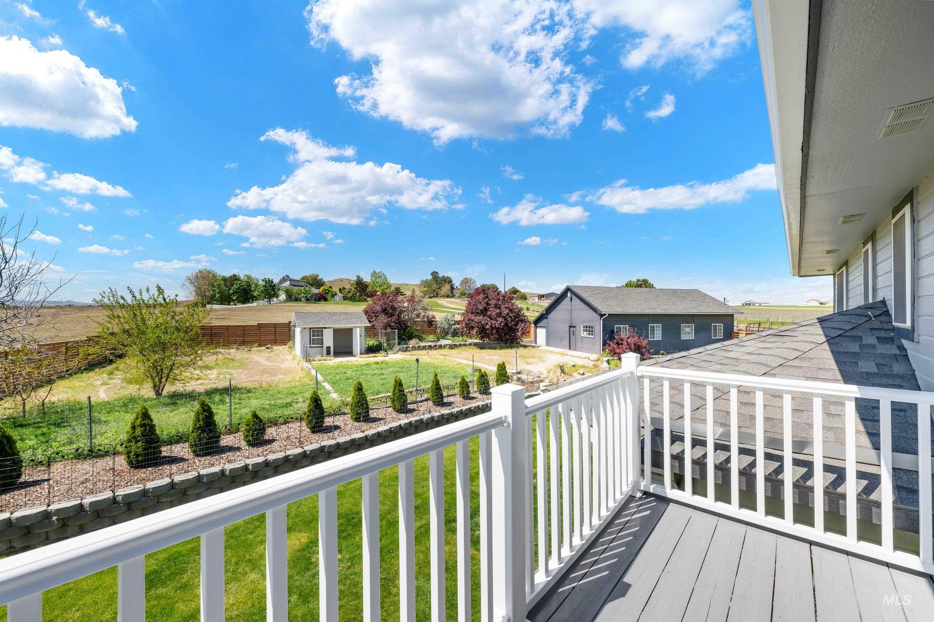 7657 Track Rd, Nampa, Idaho 83686, 4 Bedrooms, 3 Bathrooms, Residential For Sale, Price $985,000, 98982712