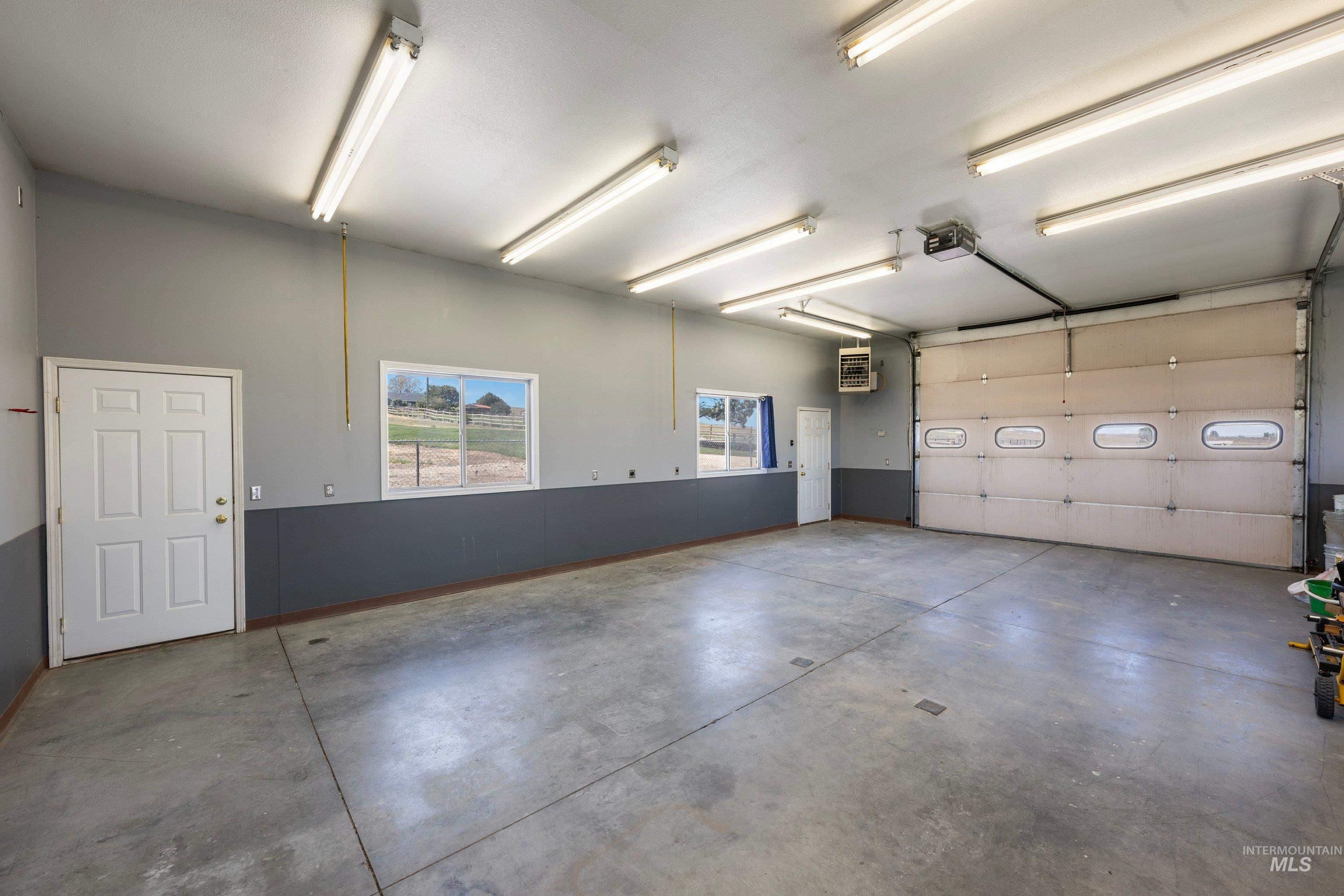 7657 Track Rd, Nampa, Idaho 83686, 4 Bedrooms, 3 Bathrooms, Residential For Sale, Price $985,000, 98982712