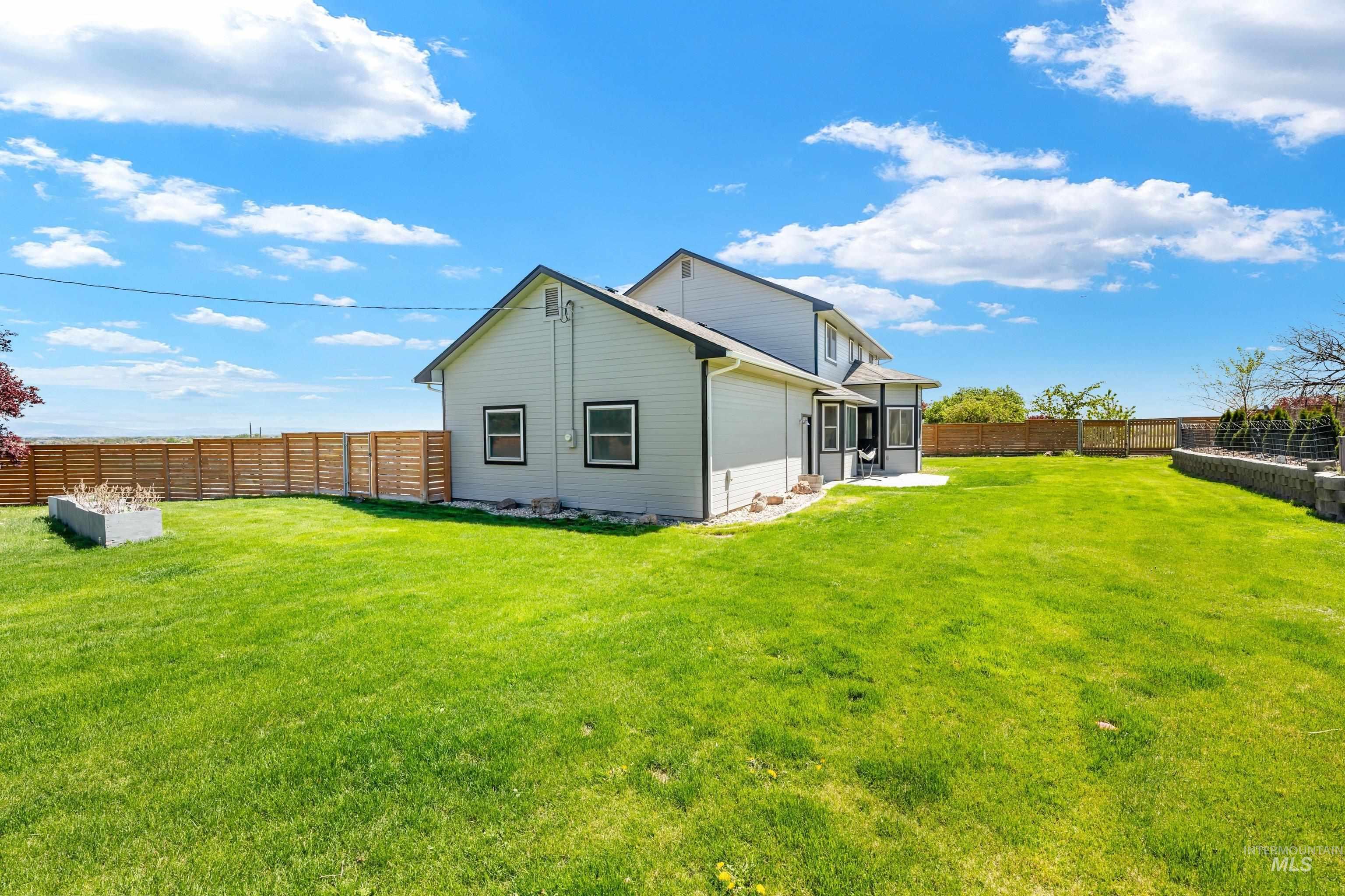 7657 Track Rd, Nampa, Idaho 83686, 4 Bedrooms, 3 Bathrooms, Residential For Sale, Price $985,000, 98982712