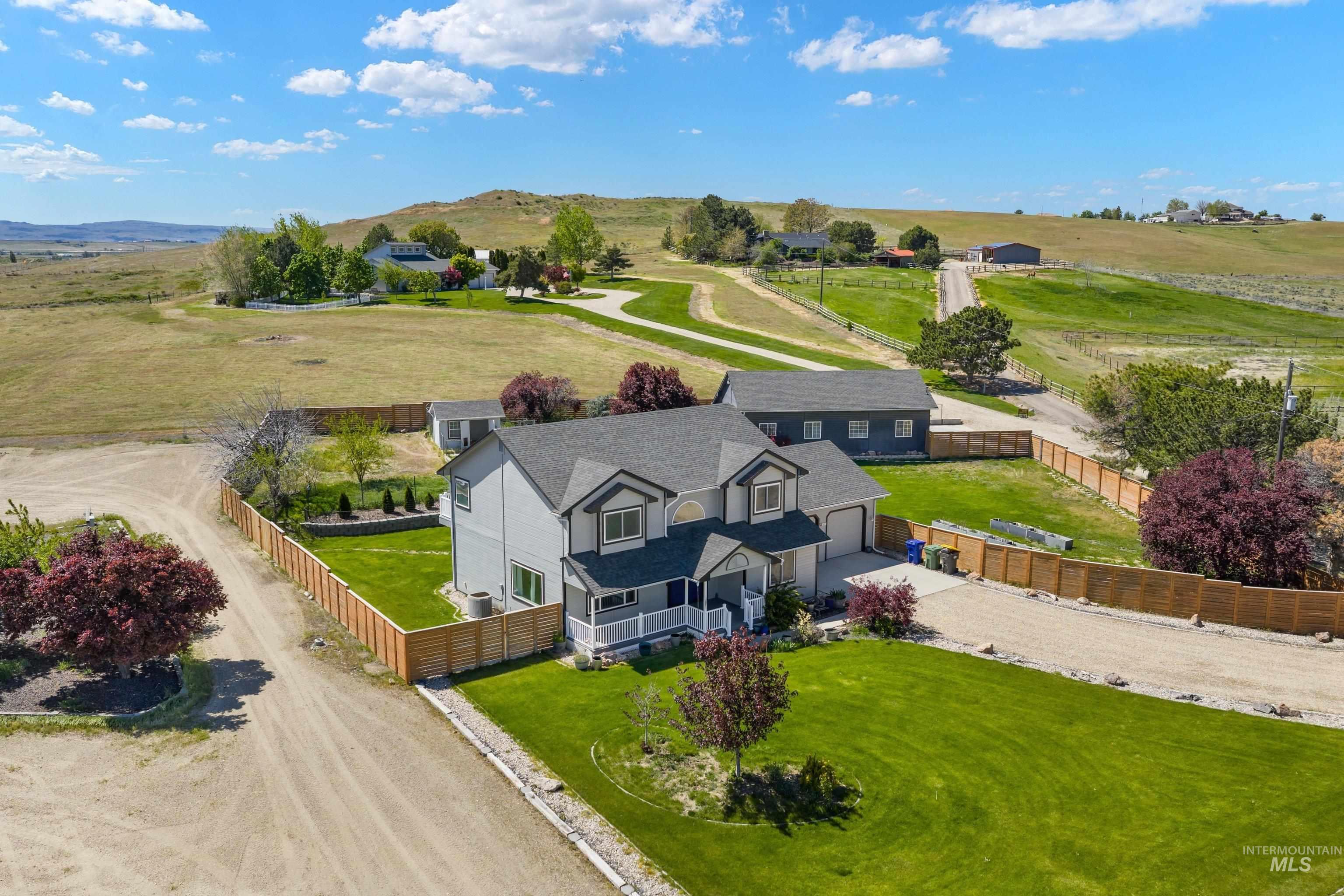 7657 Track Rd, Nampa, Idaho 83686, 4 Bedrooms, 3 Bathrooms, Residential For Sale, Price $985,000, 98982712