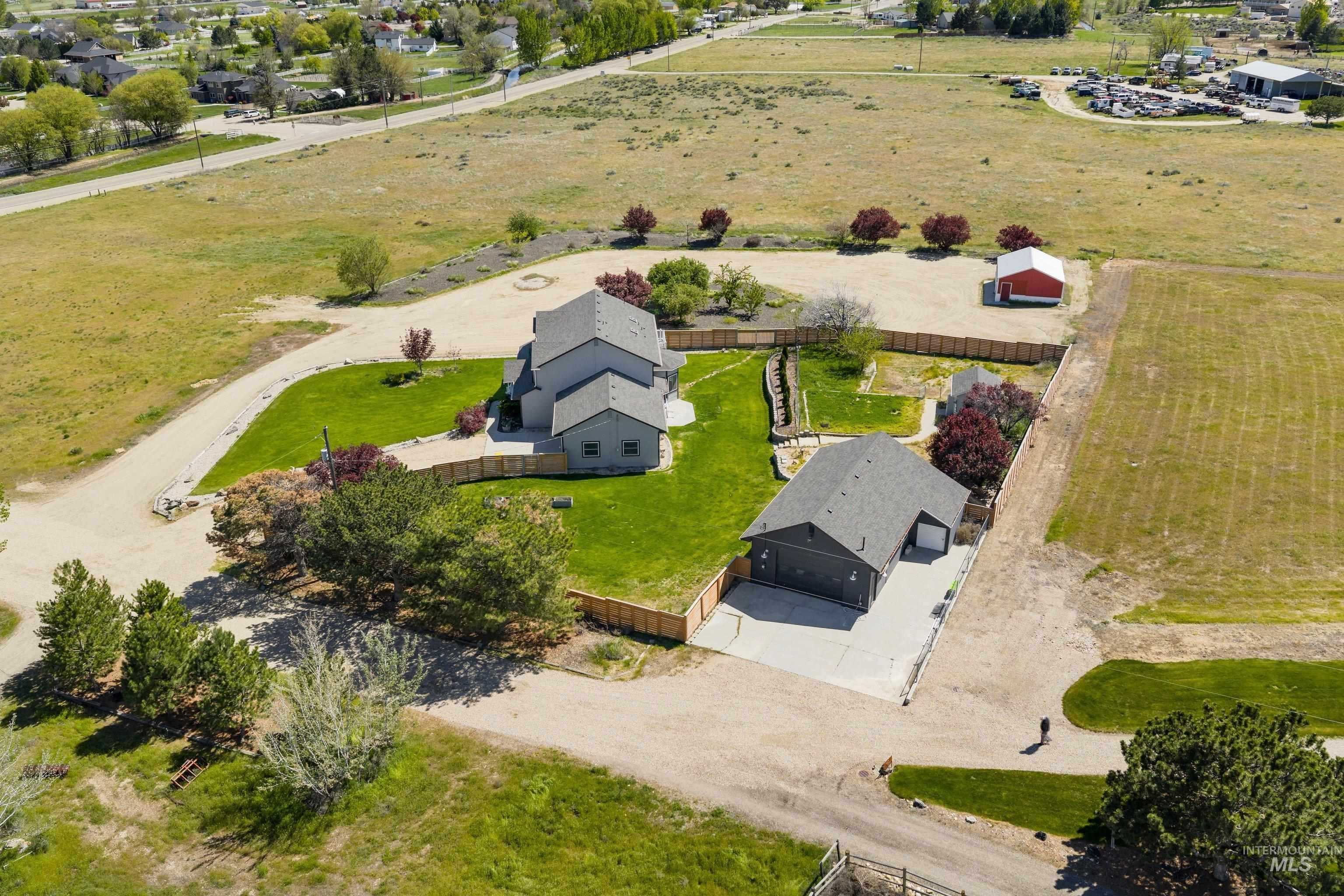 7657 Track Rd, Nampa, Idaho 83686, 4 Bedrooms, 3 Bathrooms, Residential For Sale, Price $985,000, 98982712