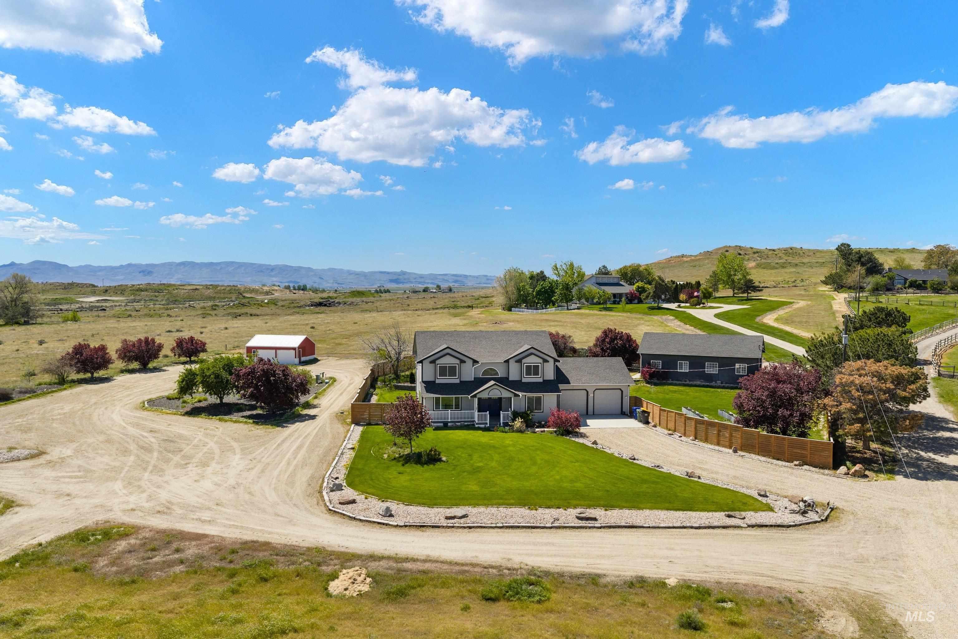 7657 Track Rd, Nampa, Idaho 83686, 4 Bedrooms, 3 Bathrooms, Residential For Sale, Price $985,000, 98982712